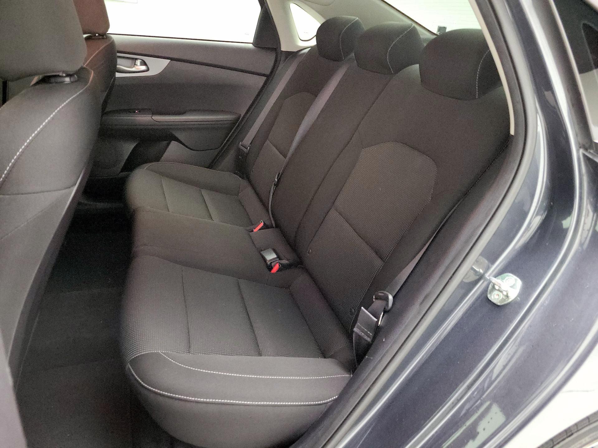 Thumbnail: 2021 Kia Forte - 20