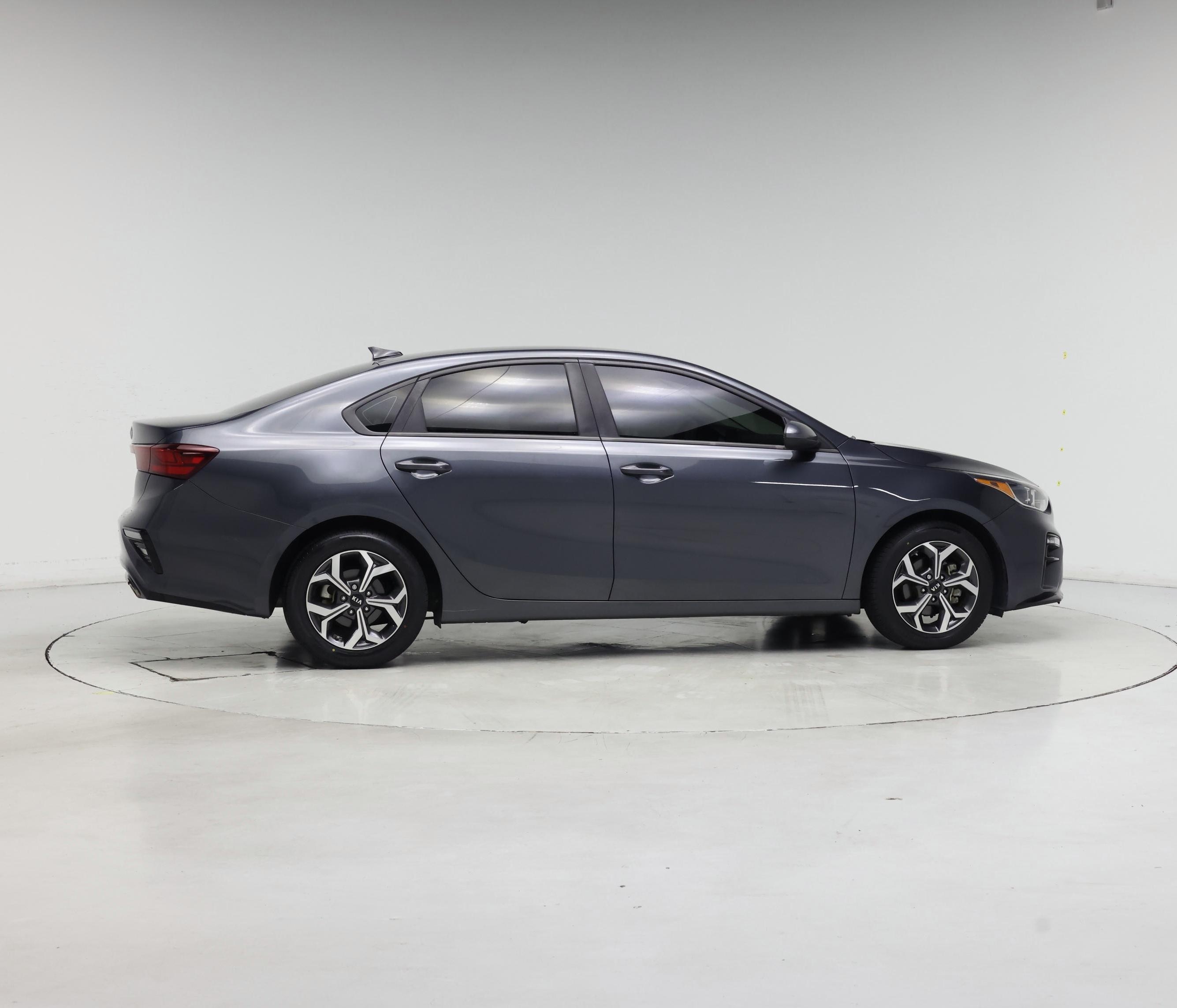 Thumbnail: 2021 Kia Forte - 7