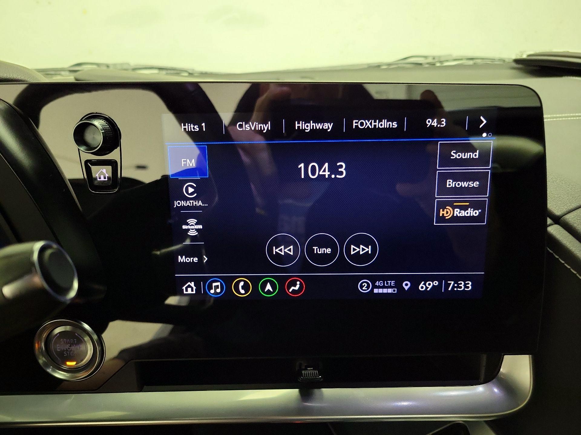 Thumbnail: 2023 Chevrolet Corvette - 15