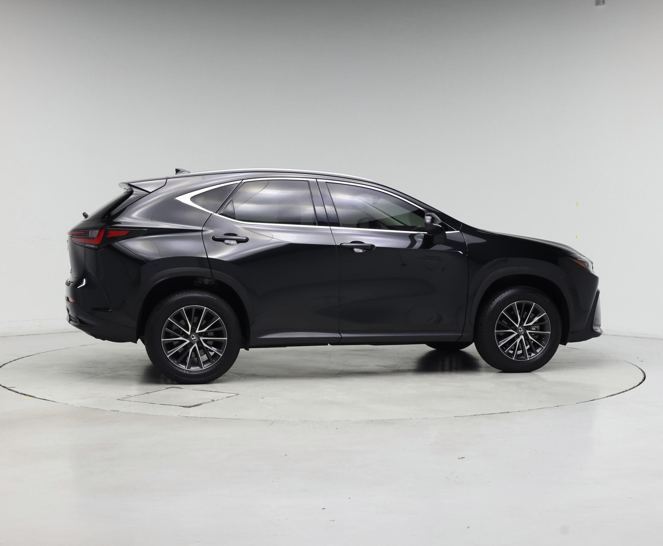 Thumbnail: 2024 Lexus NX - 7