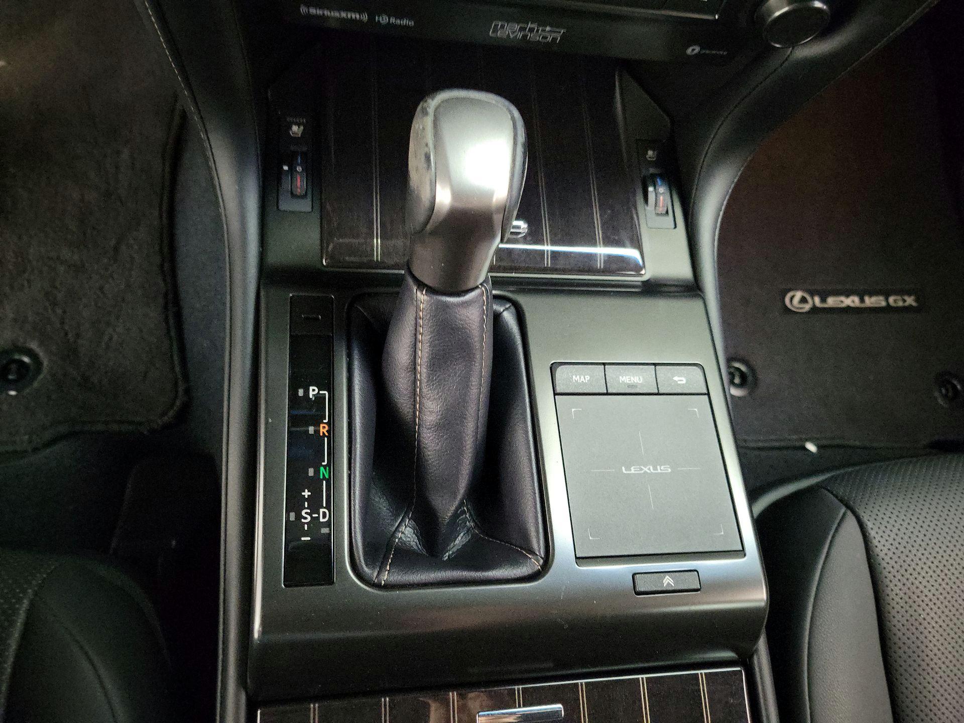 Thumbnail: 2023 Lexus GX - 18