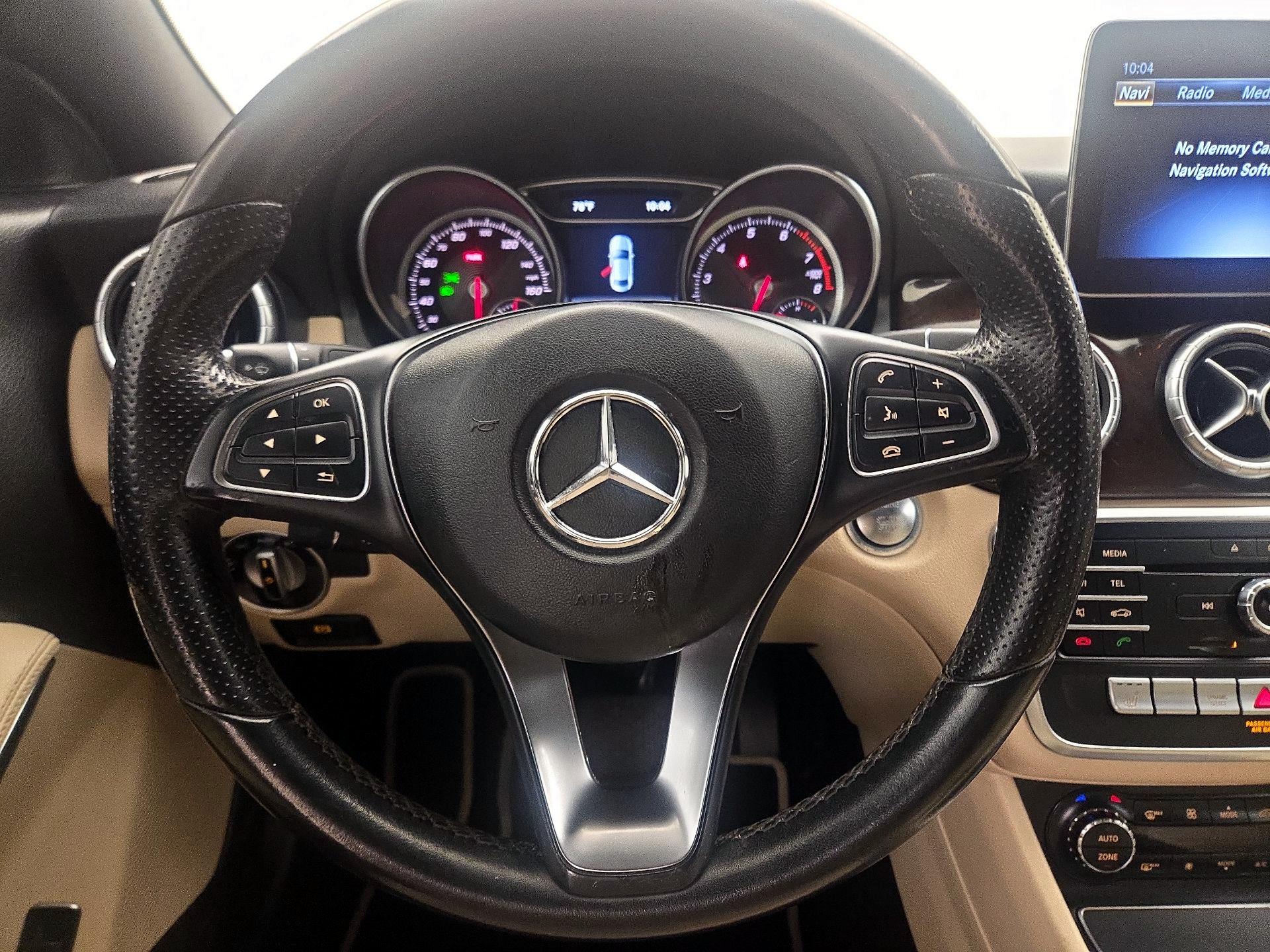 Thumbnail: 2018 Mercedes-Benz CLA - 10