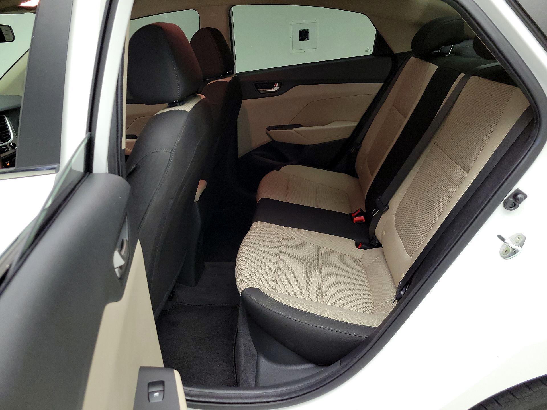 Thumbnail: 2021 Hyundai Accent - 17