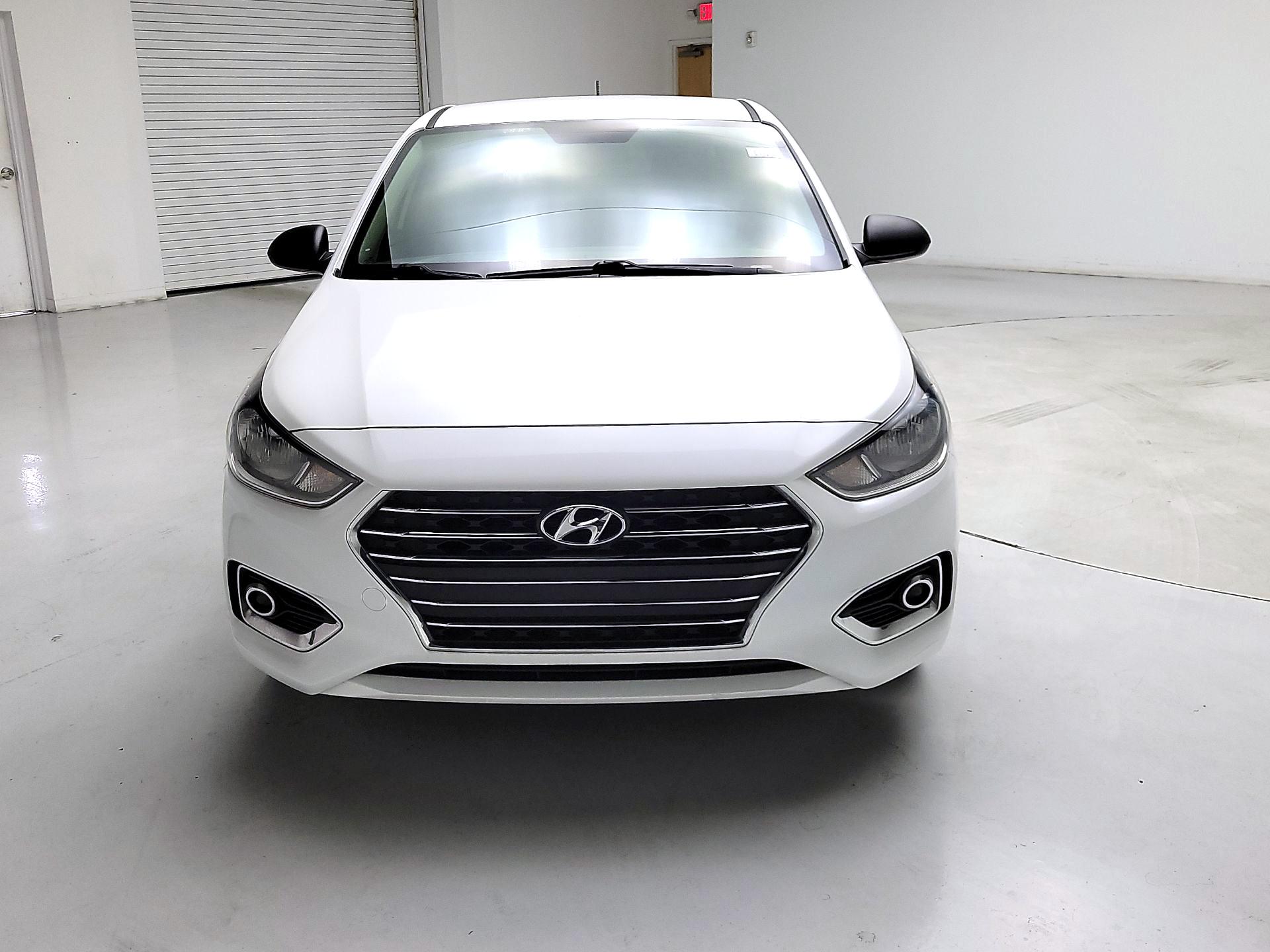 Thumbnail: 2021 Hyundai Accent - 2