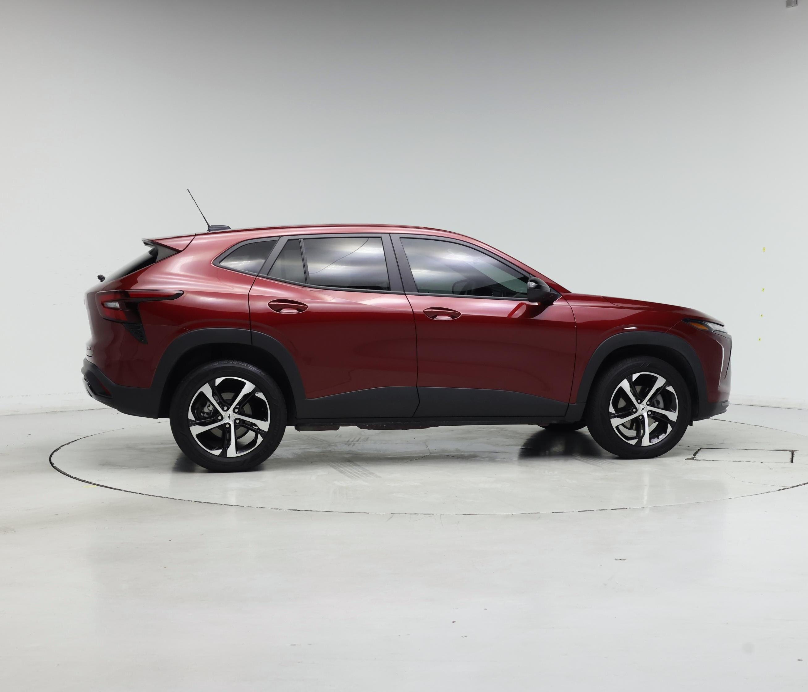 Thumbnail: 2024 Chevrolet Trax - 7