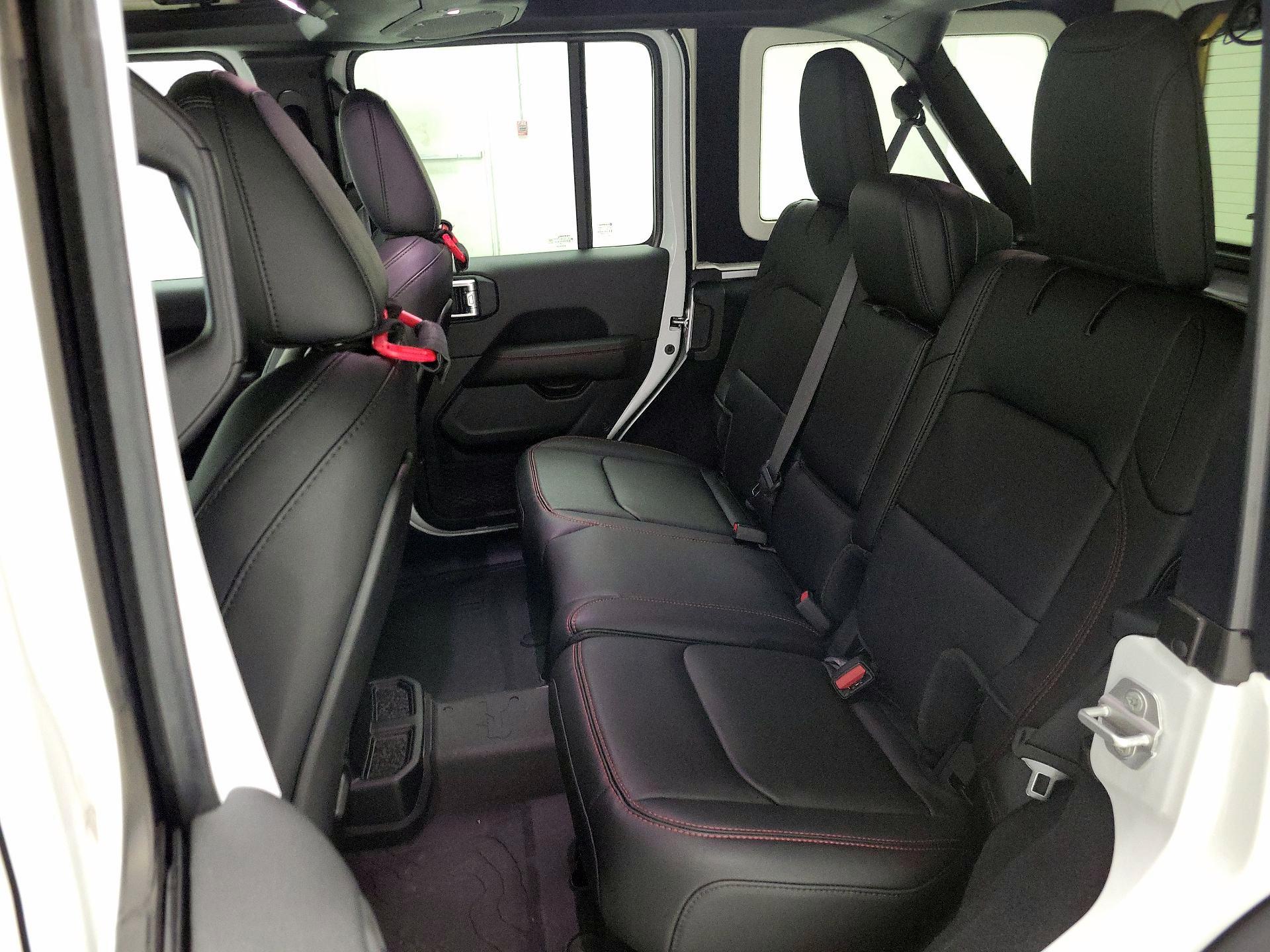 Thumbnail: 2024 Jeep Wrangler - 20