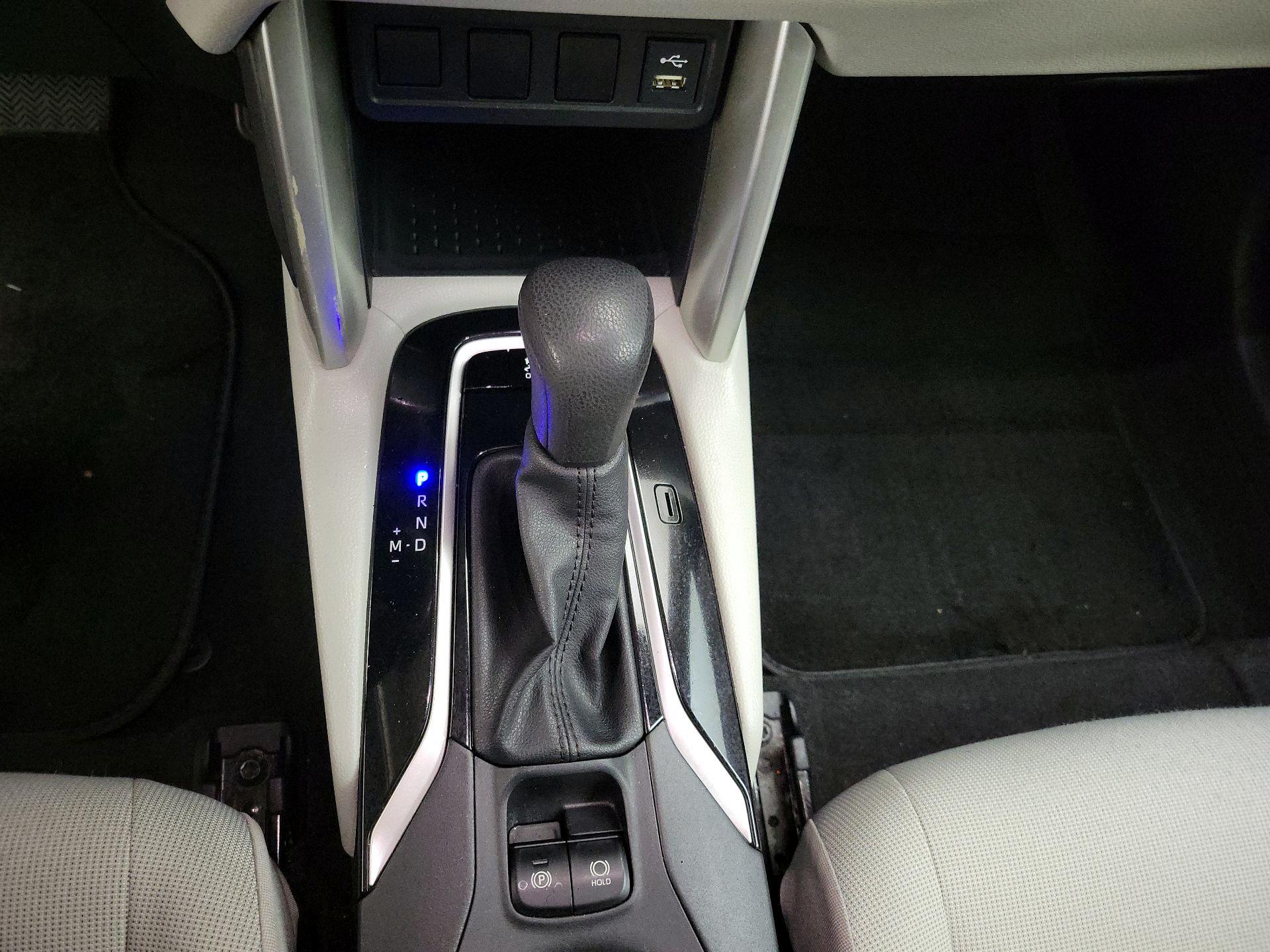 Thumbnail: 2022 Toyota Corolla Cross - 17