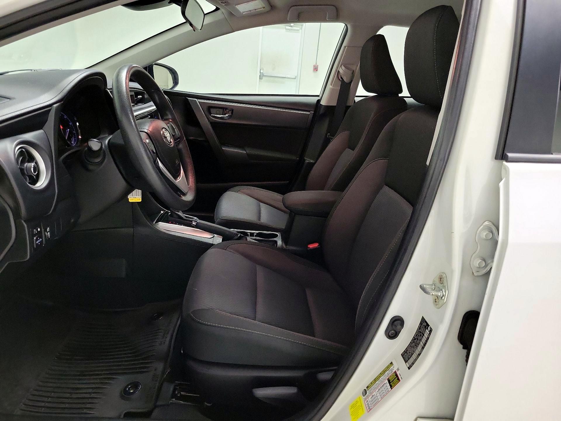 Thumbnail: 2018 Toyota Corolla - 11