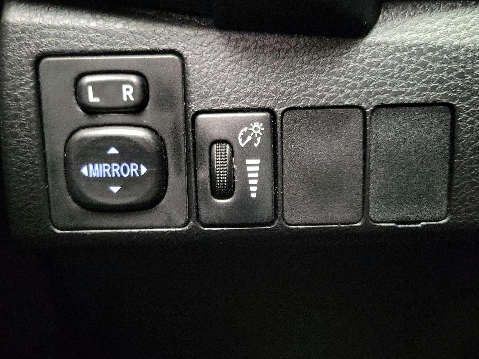 Thumbnail: 2018 Toyota Corolla - 13