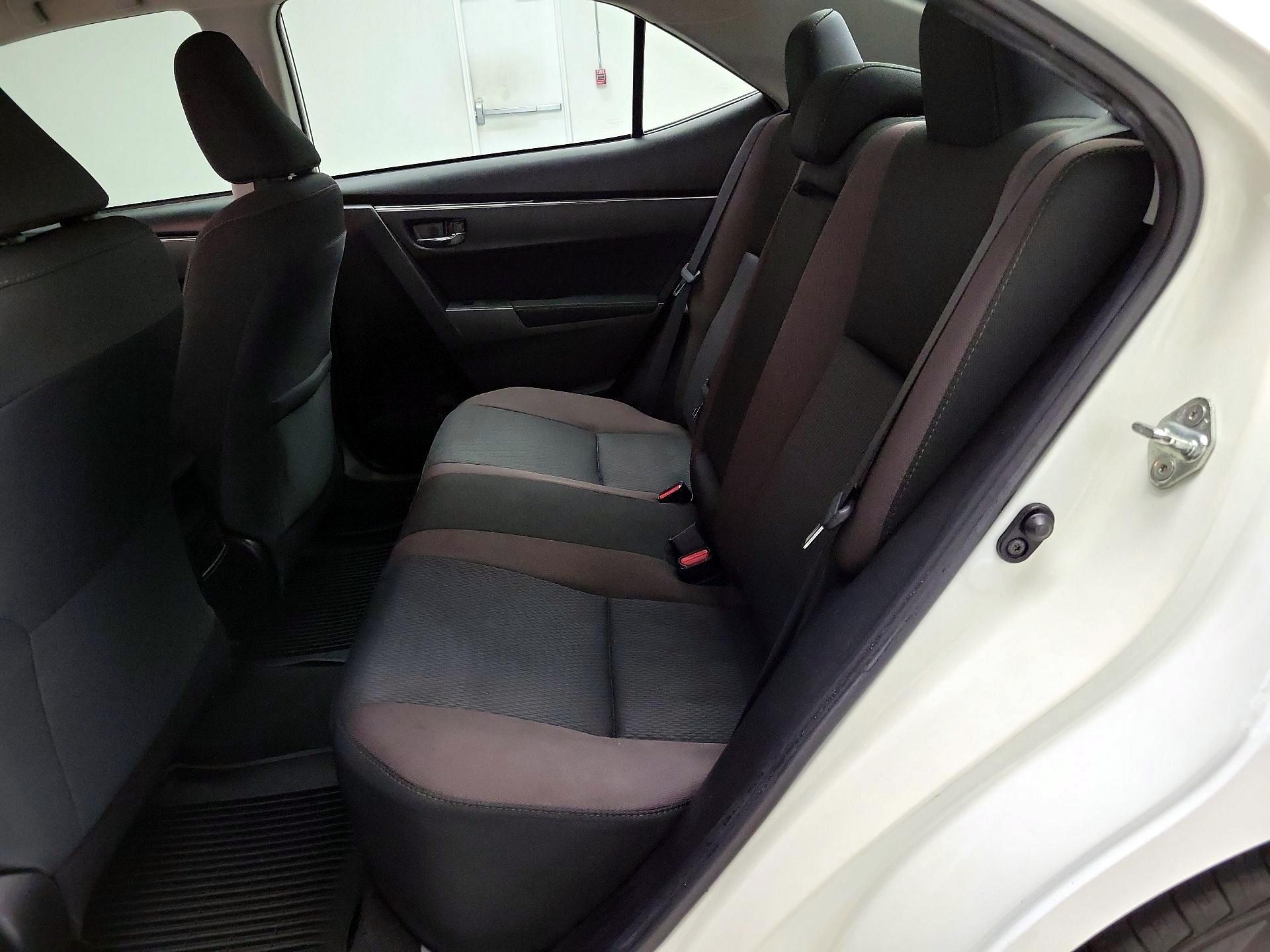 Thumbnail: 2018 Toyota Corolla - 19