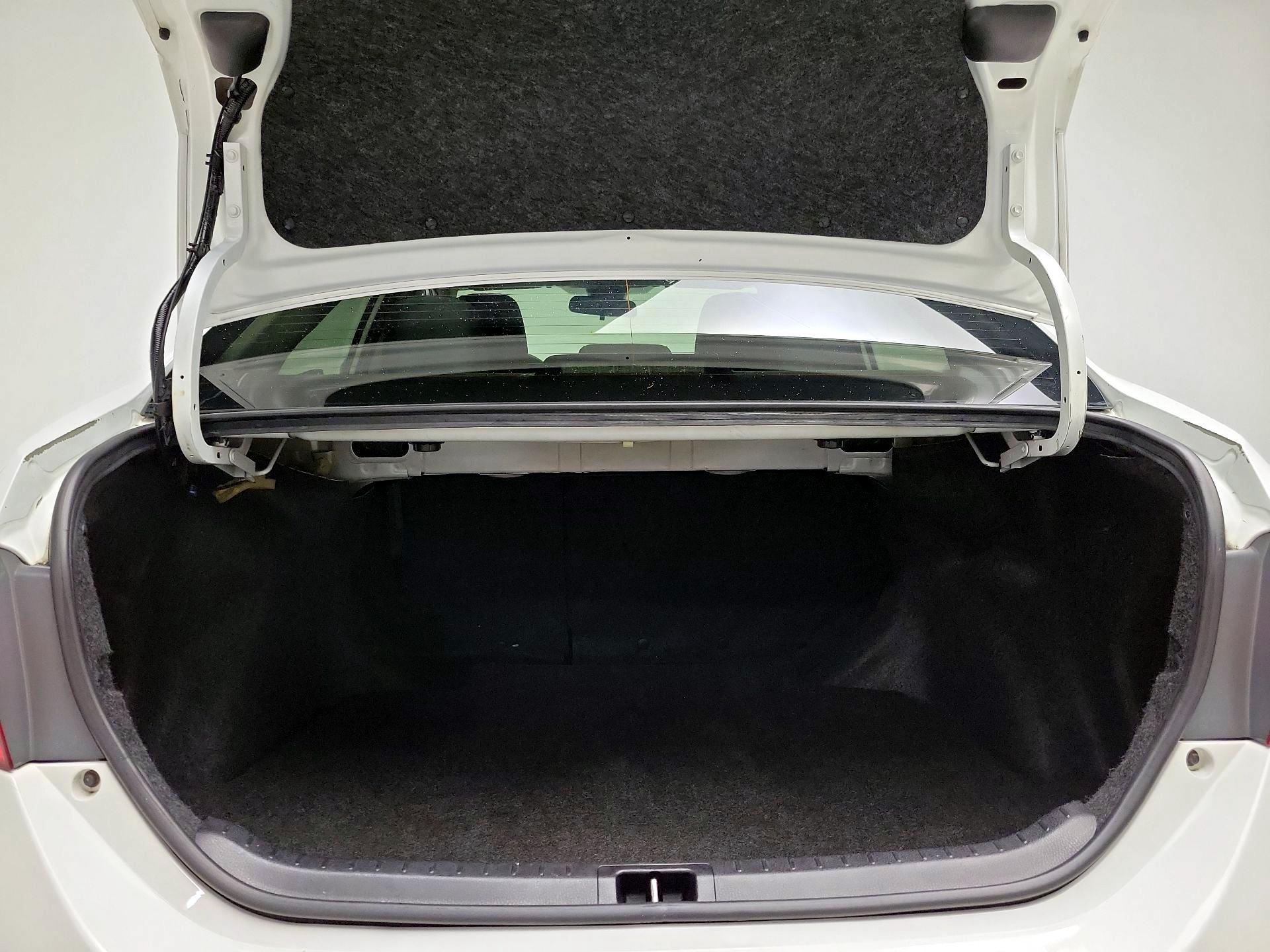 Thumbnail: 2018 Toyota Corolla - 20