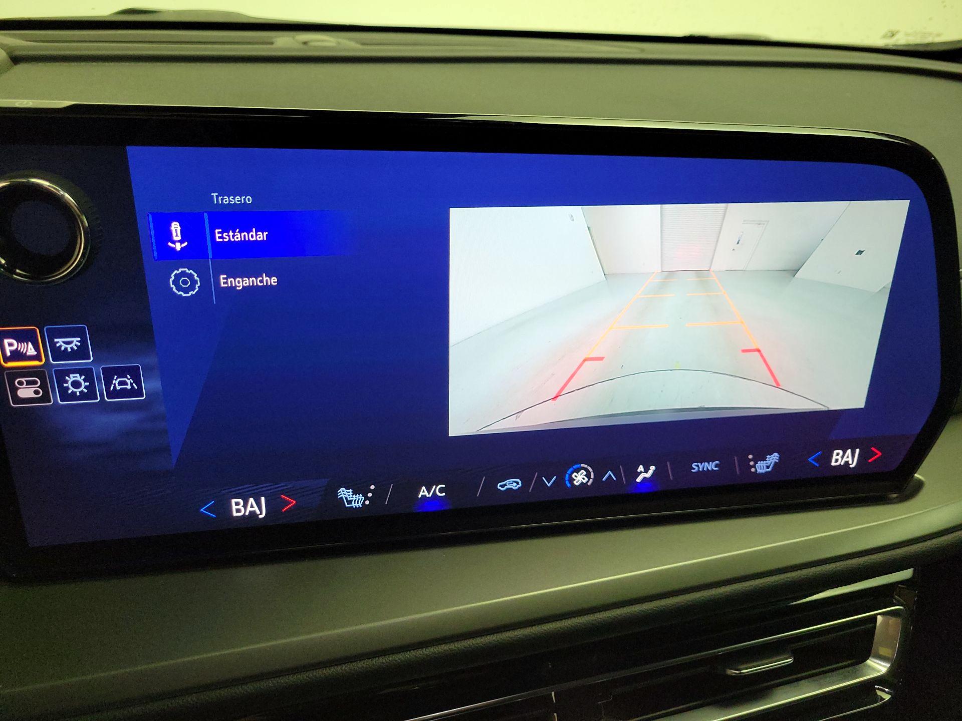 Thumbnail: 2025 Chevrolet Traverse - 15