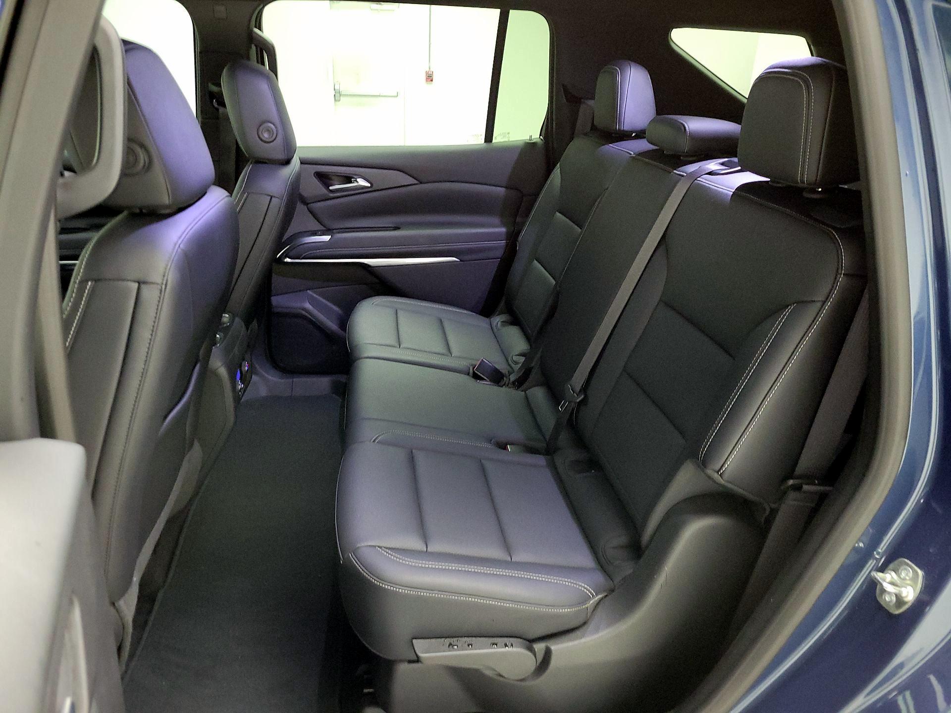 Thumbnail: 2025 Chevrolet Traverse - 20