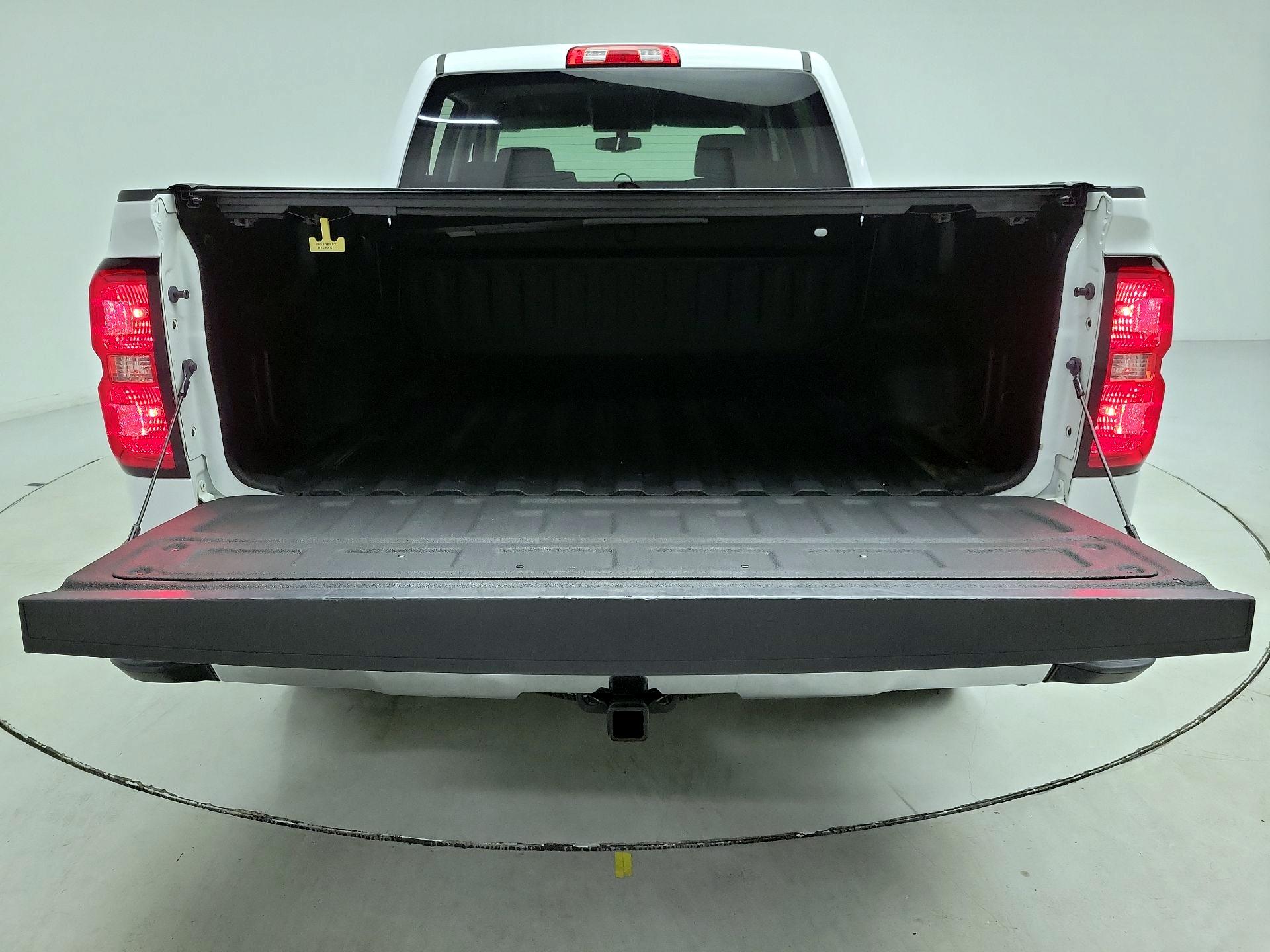 Thumbnail: 2018 Chevrolet Silverado 1500 - 20