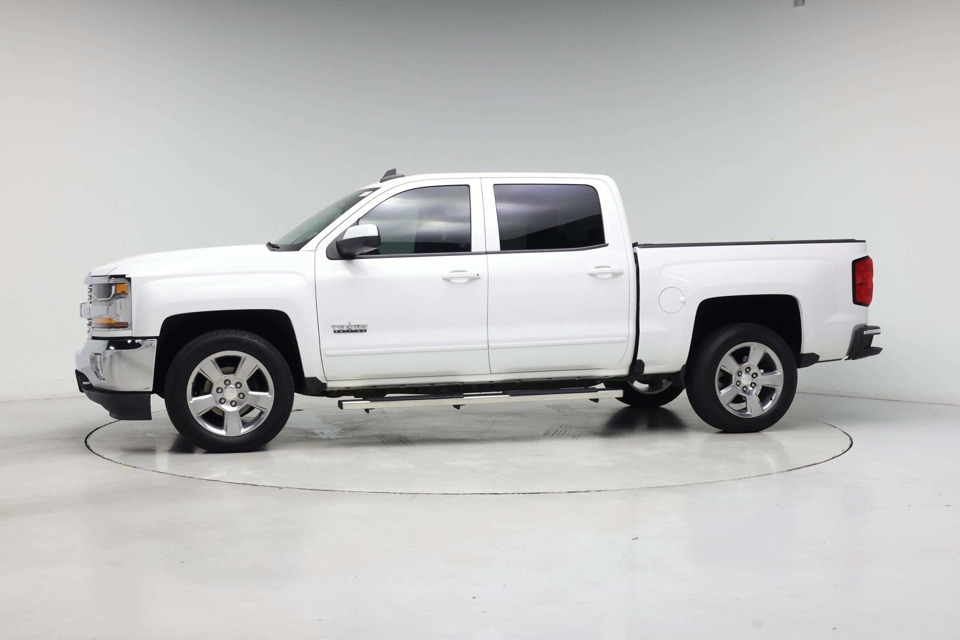 Thumbnail: 2018 Chevrolet Silverado 1500 - 3