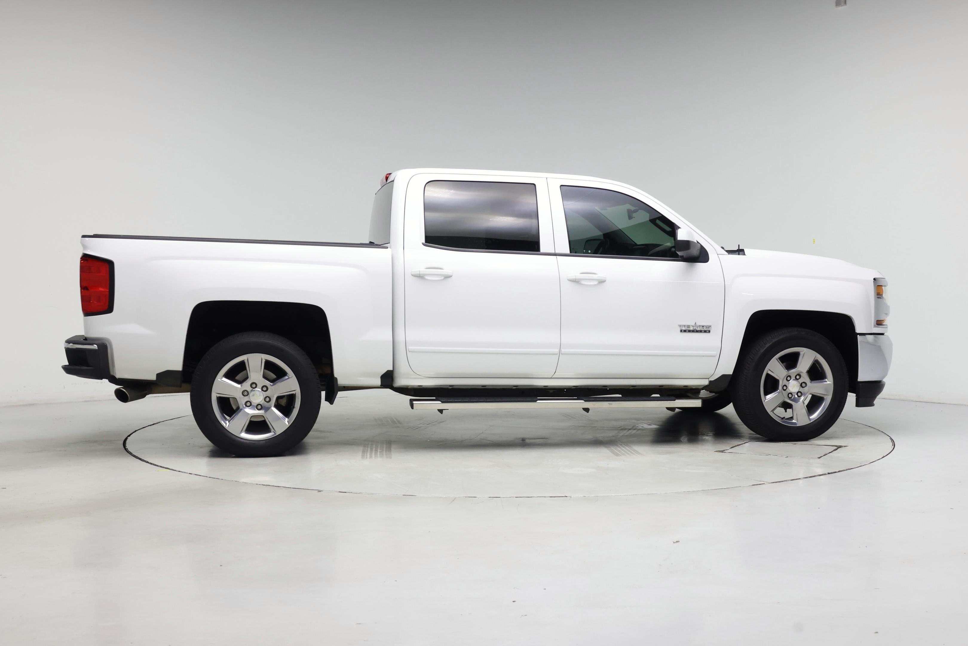 Thumbnail: 2018 Chevrolet Silverado 1500 - 7