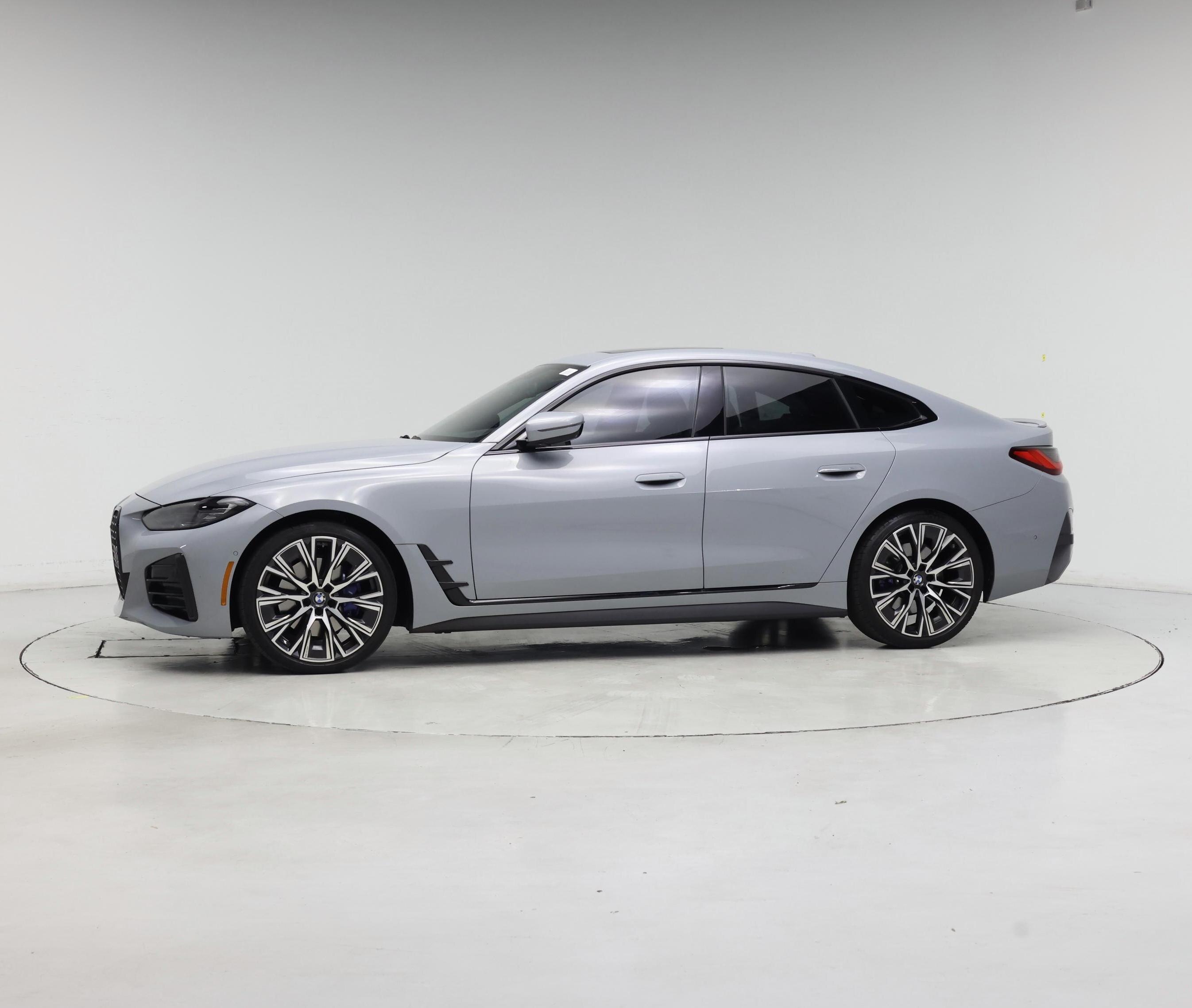 Thumbnail: 2022 BMW 4 Series - 3