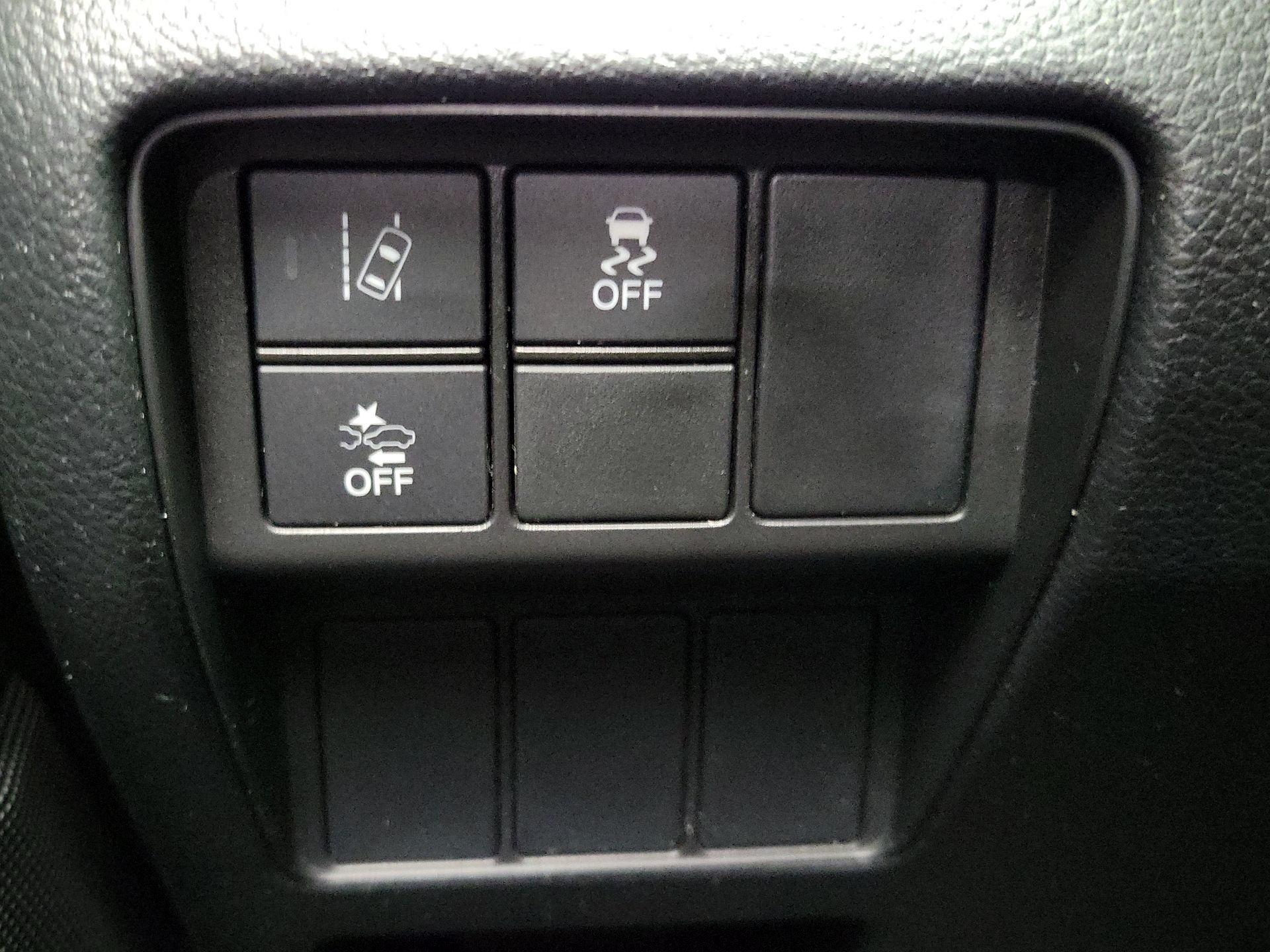 Thumbnail: 2019 Honda CR-V - 13