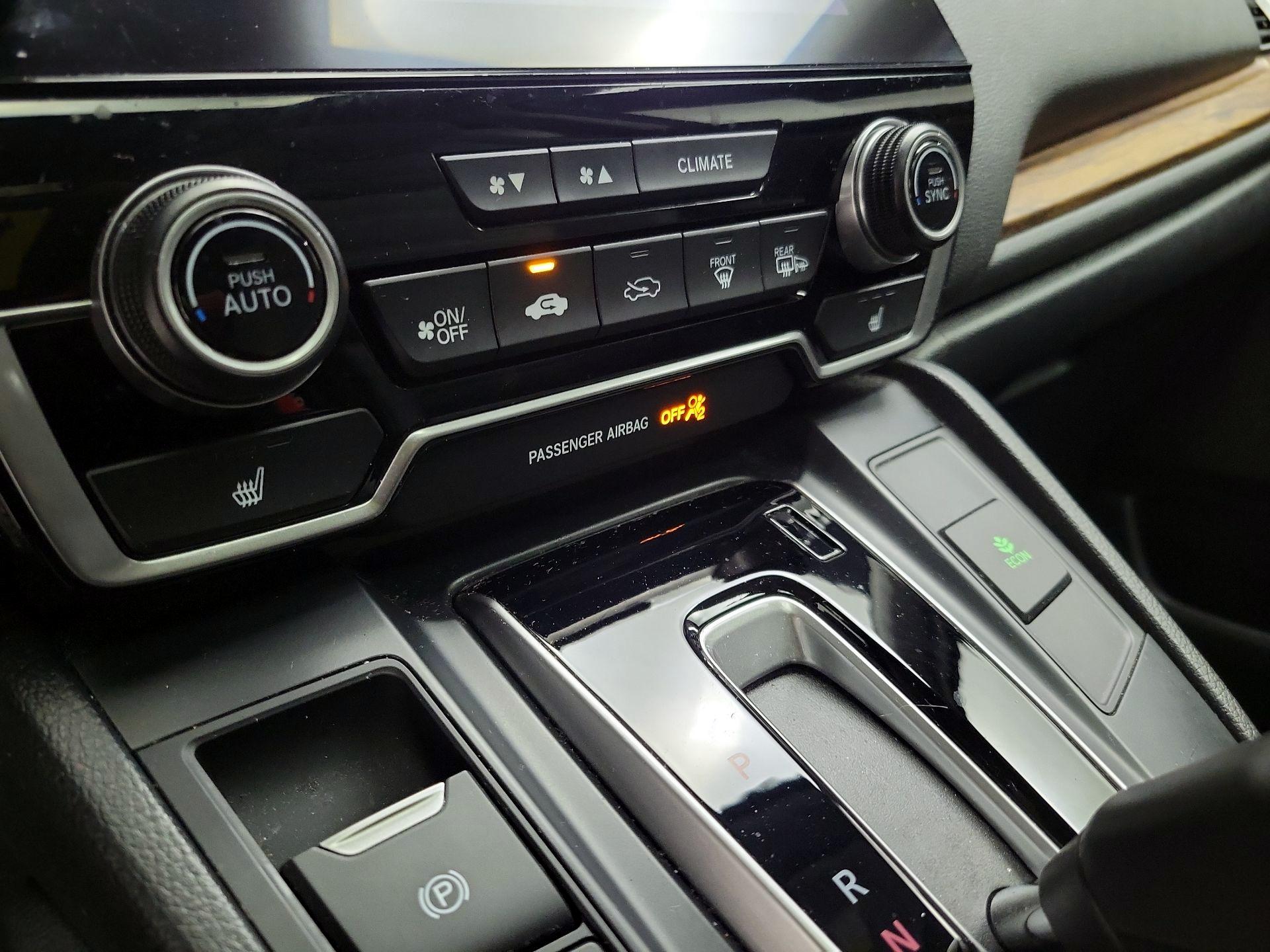 Thumbnail: 2019 Honda CR-V - 16