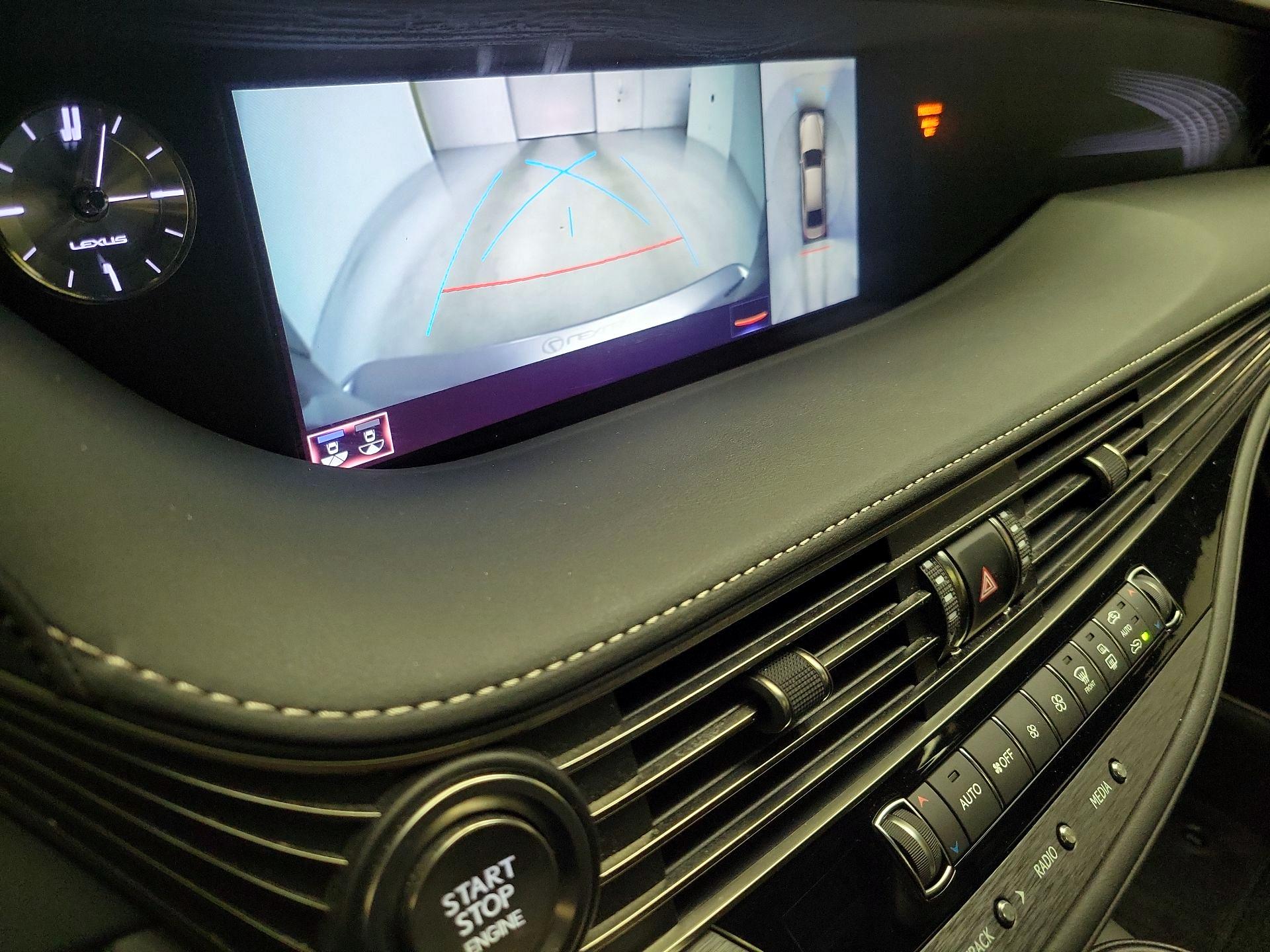 Thumbnail: 2018 Lexus LS - 15