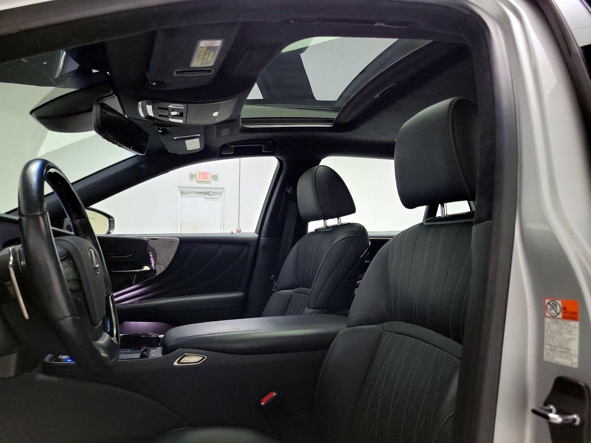 Thumbnail: 2018 Lexus LS - 20