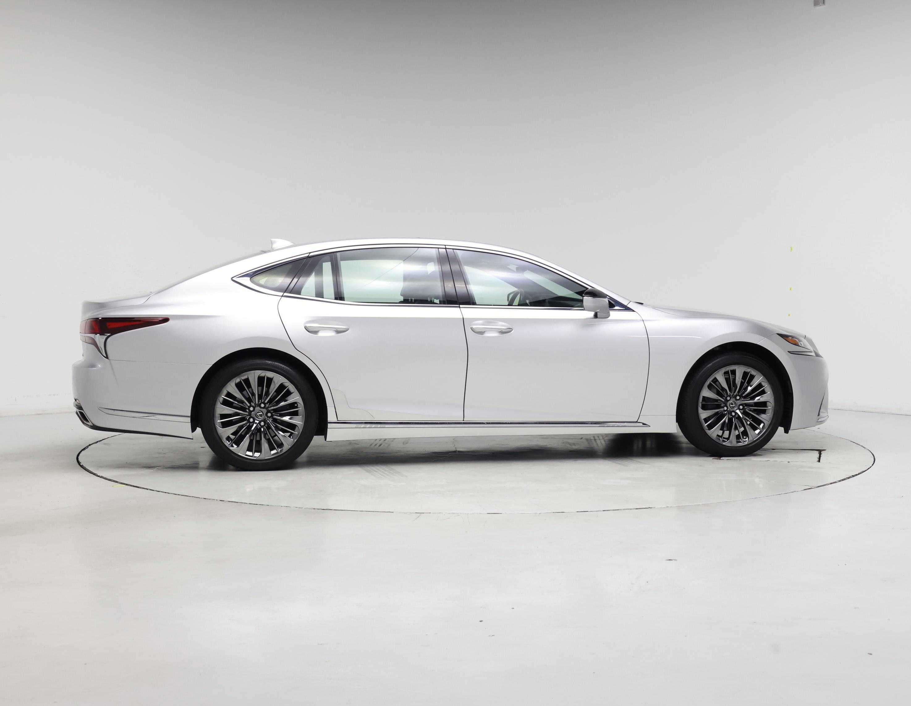 Thumbnail: 2018 Lexus LS - 7