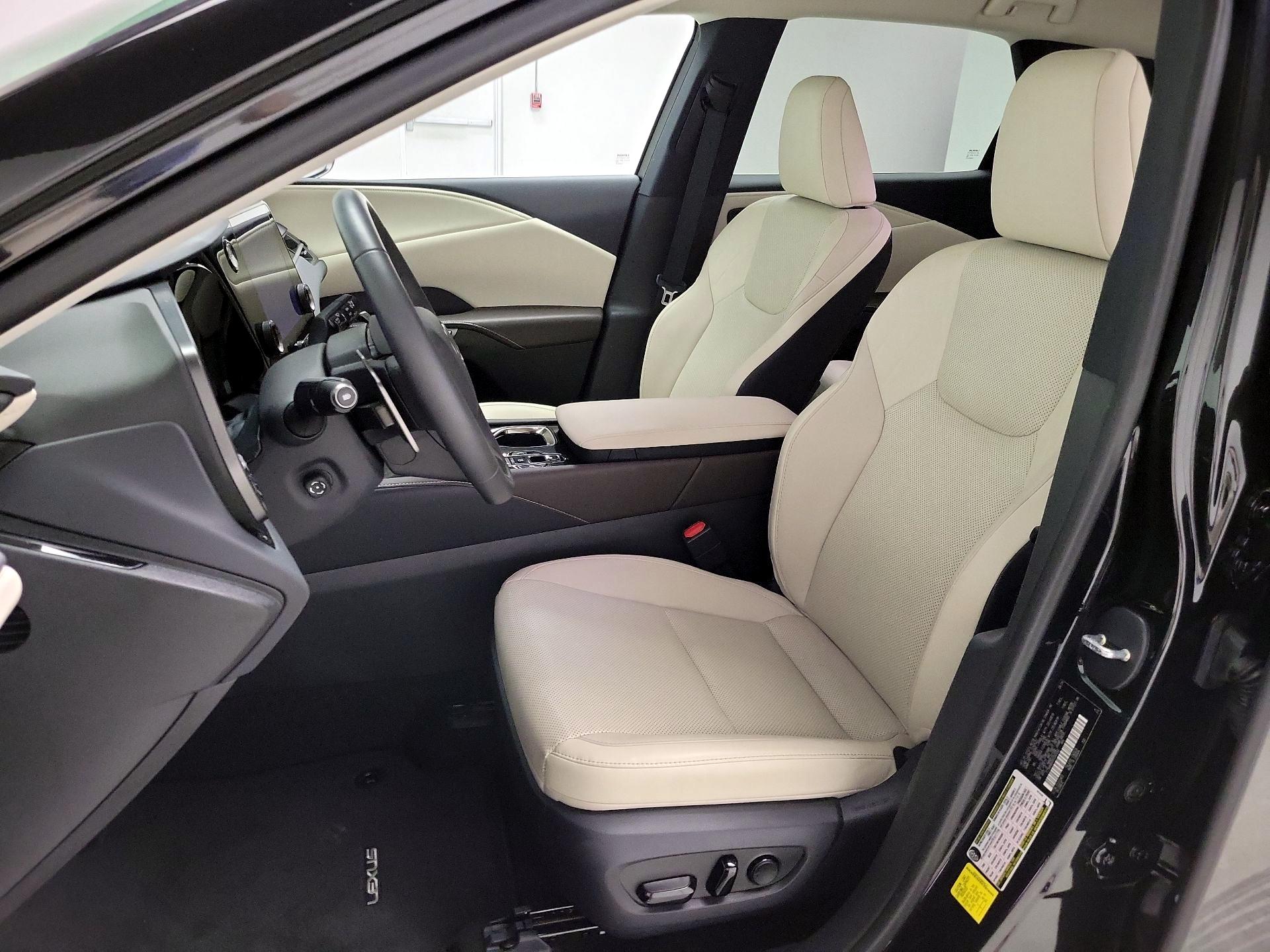 Thumbnail: 2024 Lexus RX - 11