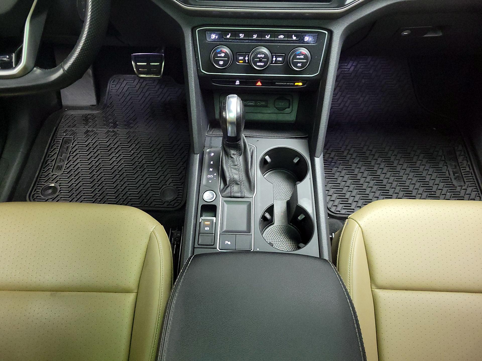 Thumbnail: 2020 Volkswagen Atlas - 17