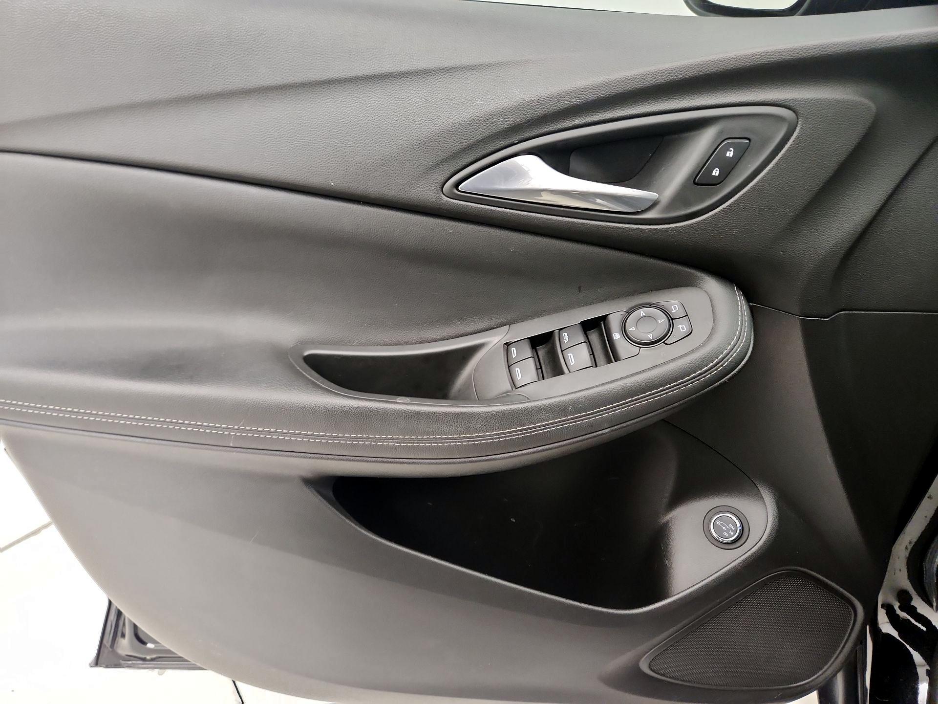 Thumbnail: 2020 Buick Encore GX - 12