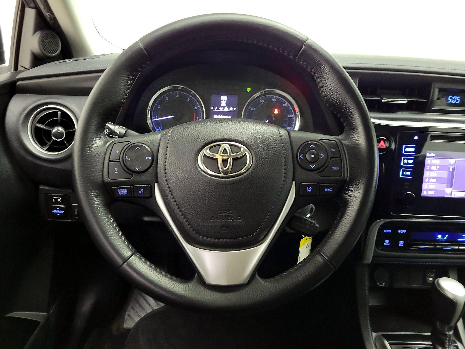 Thumbnail: 2018 Toyota Corolla - 10