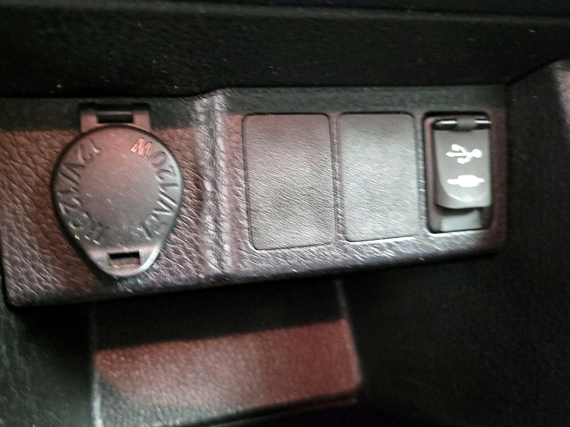 Thumbnail: 2018 Toyota Corolla - 18