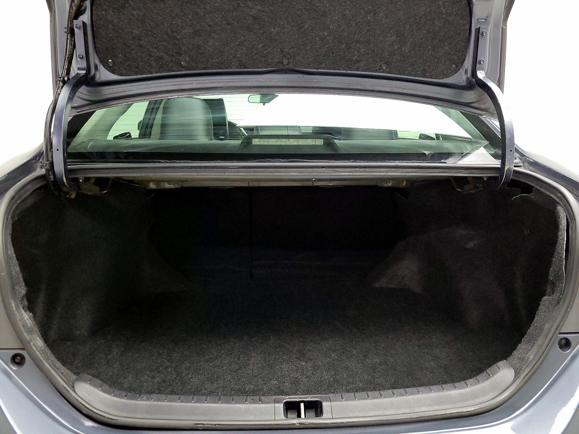 Thumbnail: 2018 Toyota Corolla - 20