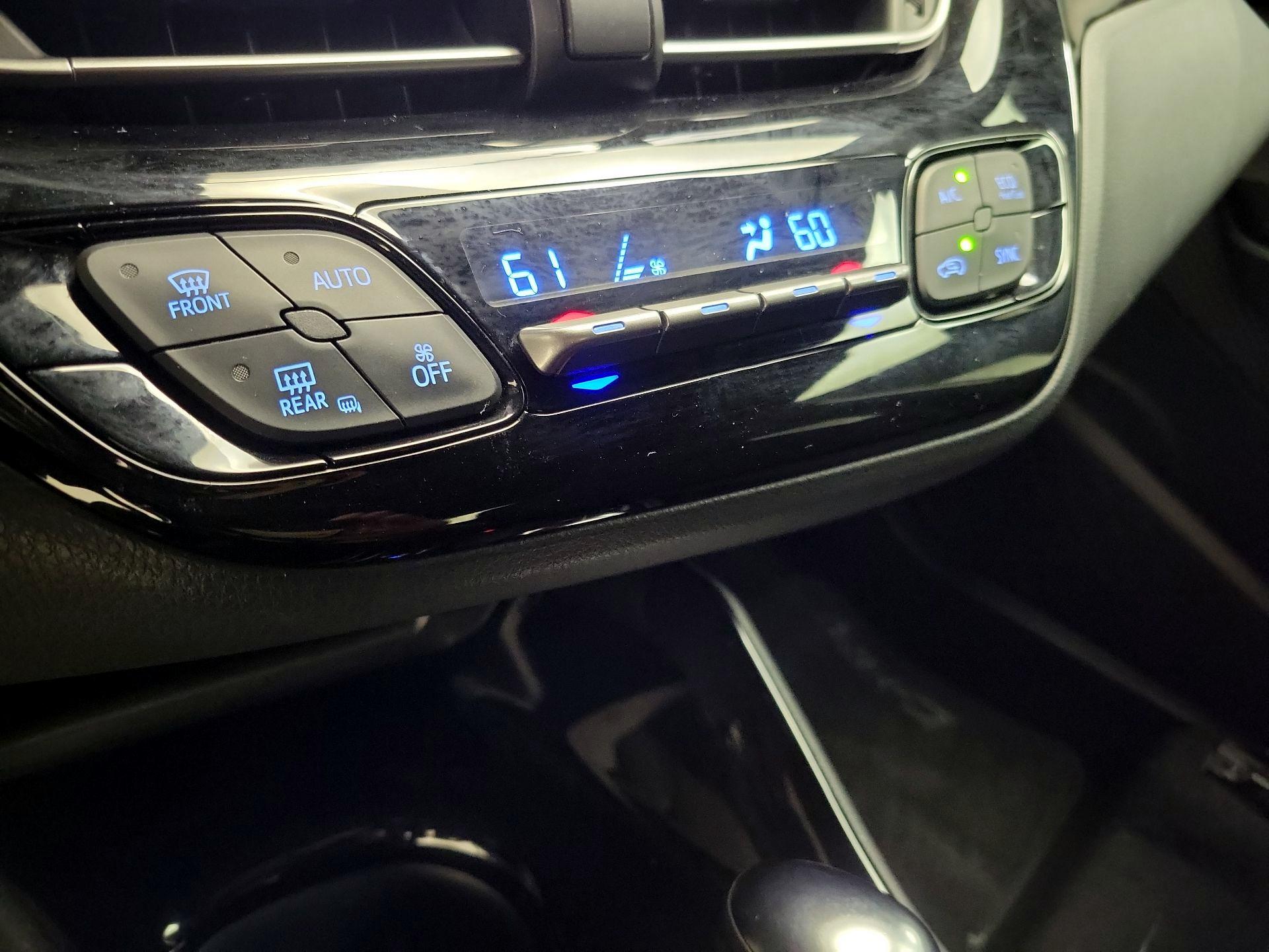 Thumbnail: 2019 Toyota C-HR - 16