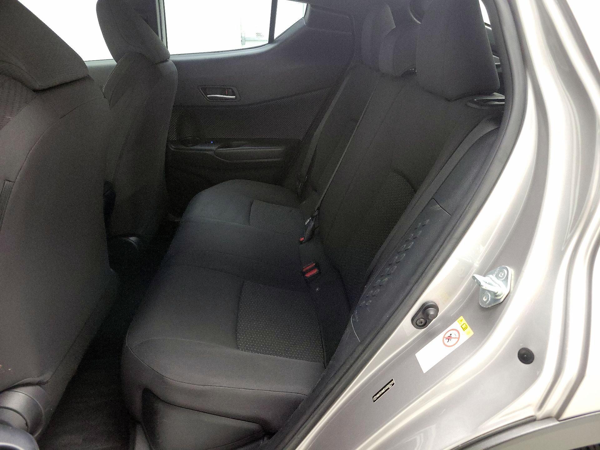 Thumbnail: 2019 Toyota C-HR - 19