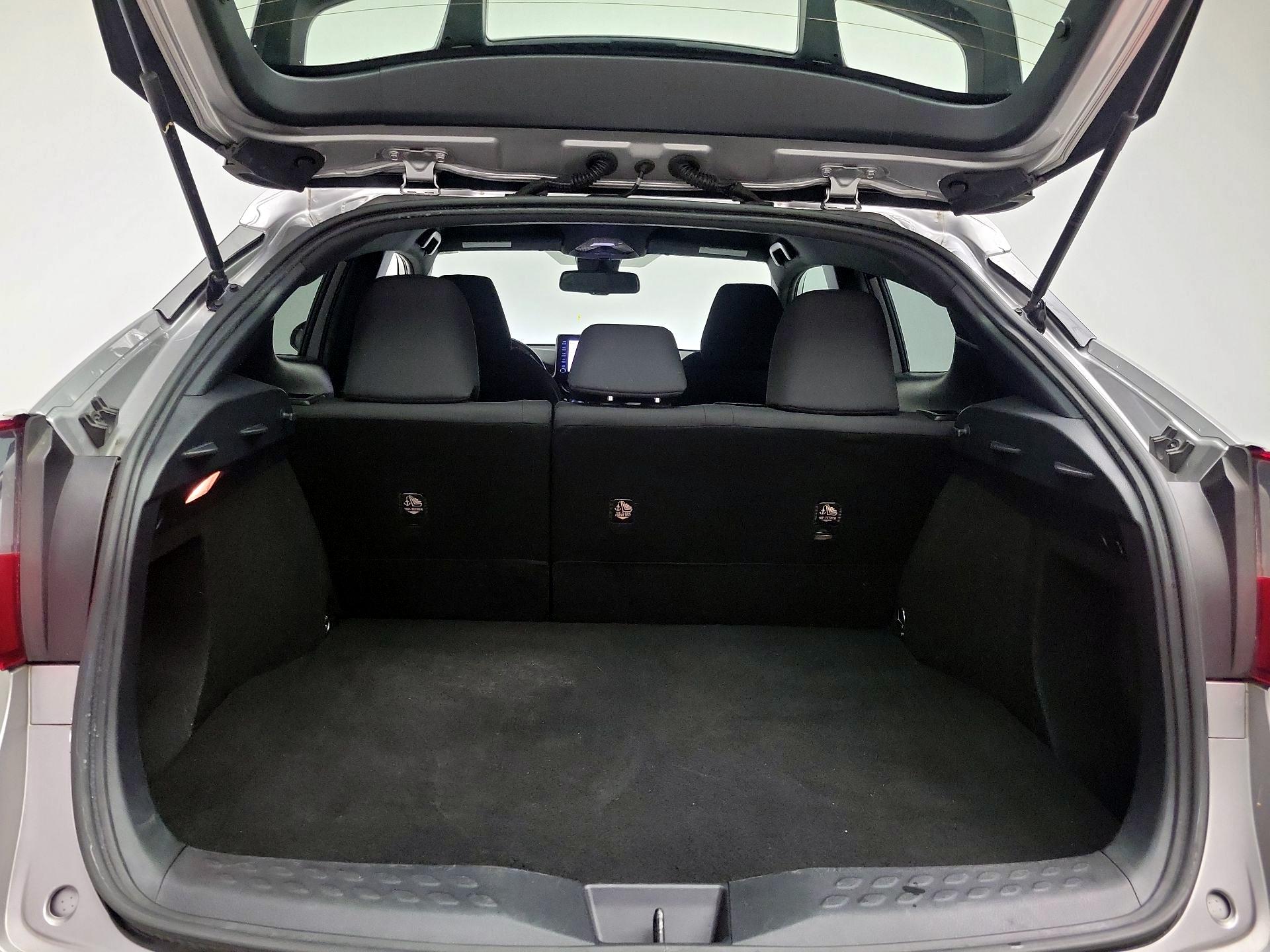 Thumbnail: 2019 Toyota C-HR - 20