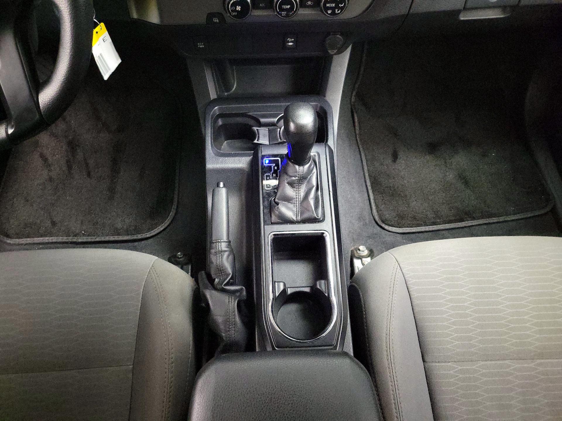 Thumbnail: 2017 Toyota Tacoma - 17