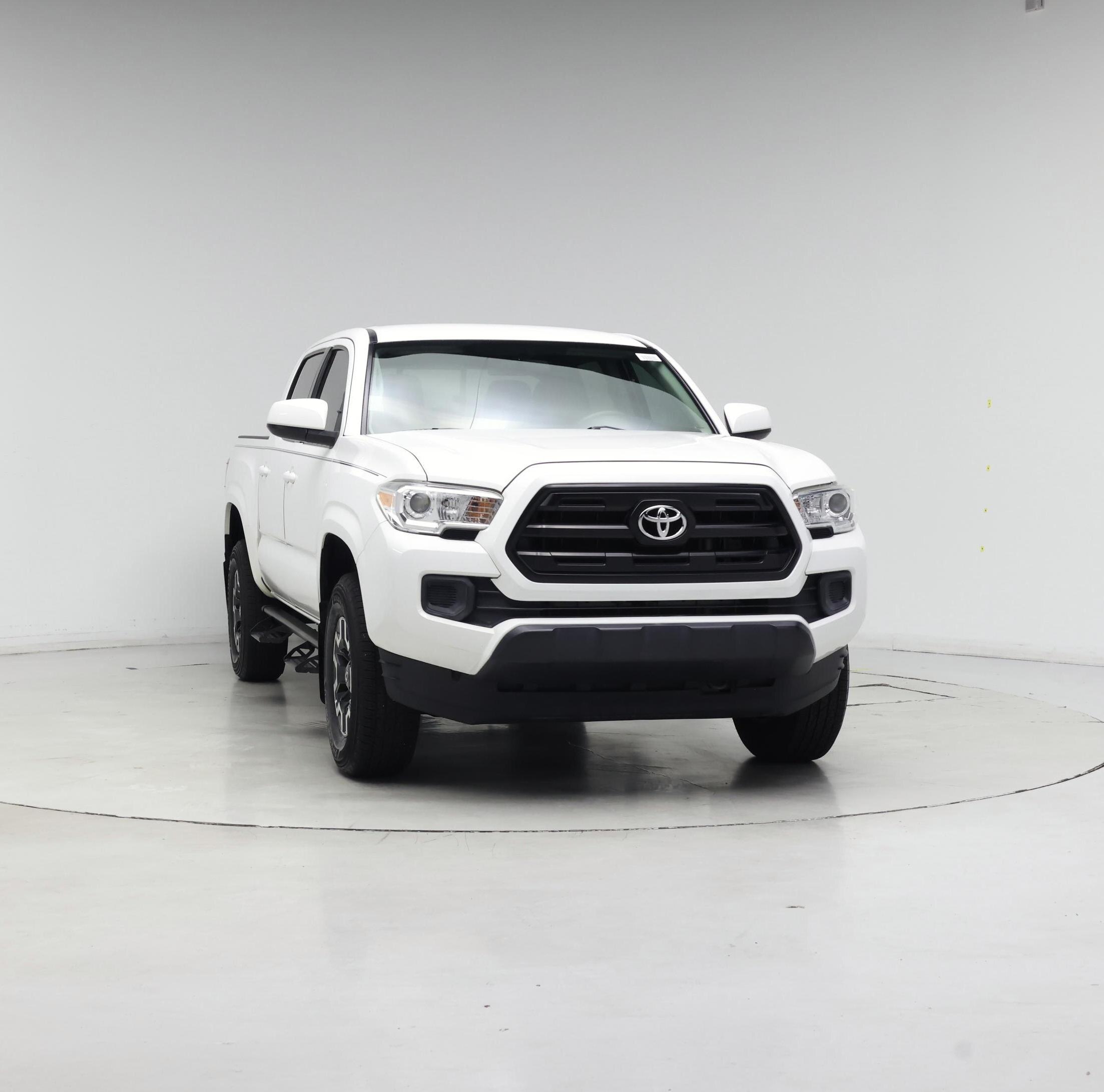 Thumbnail: 2017 Toyota Tacoma - 5