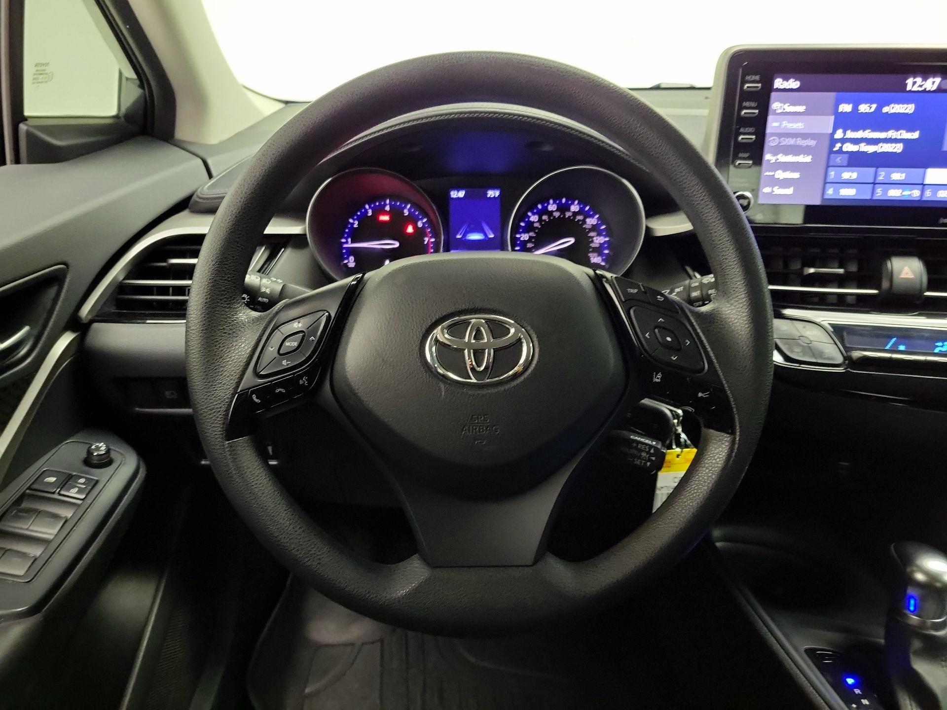 Thumbnail: 2020 Toyota C-HR - 10