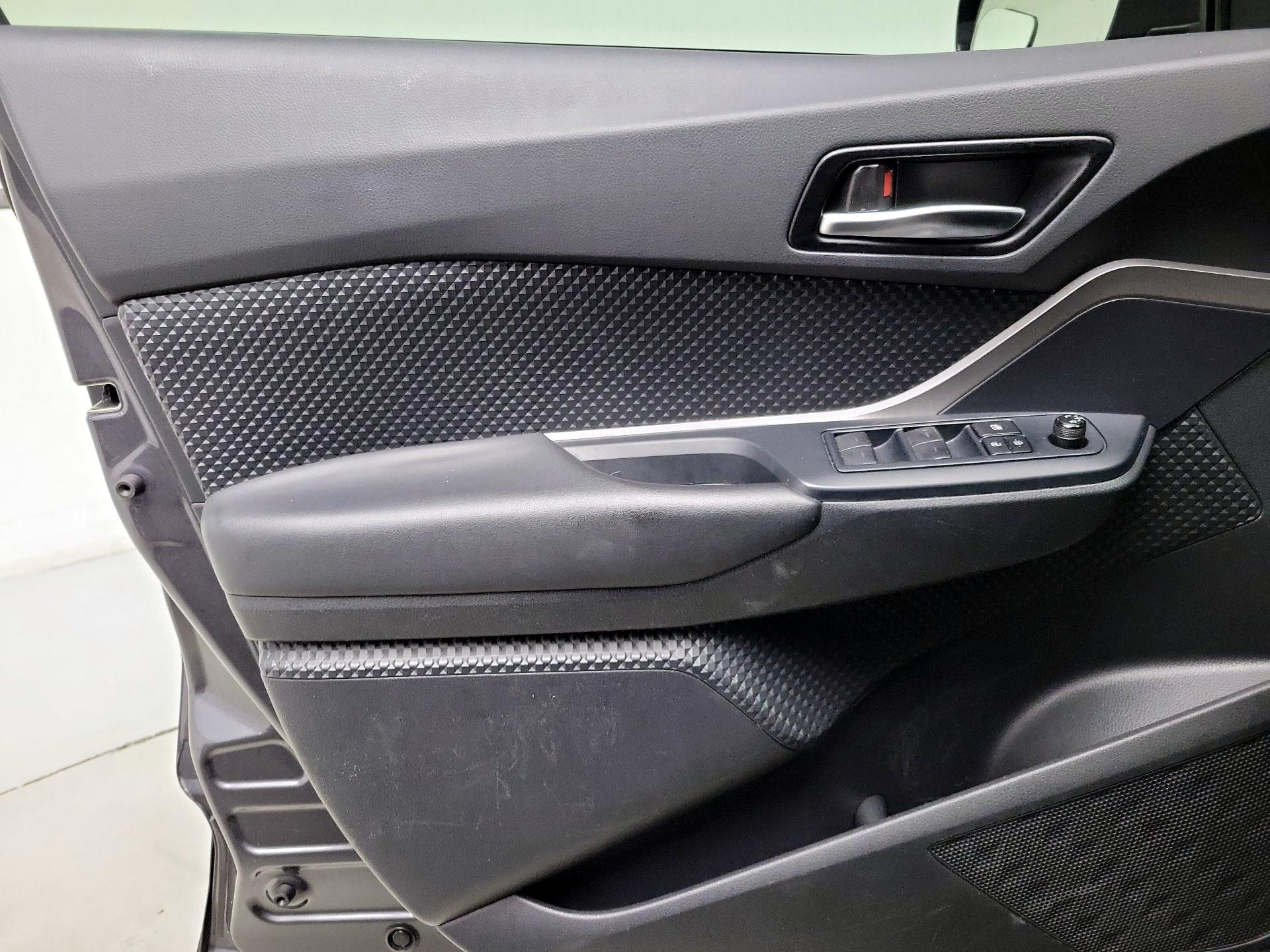 Thumbnail: 2020 Toyota C-HR - 12