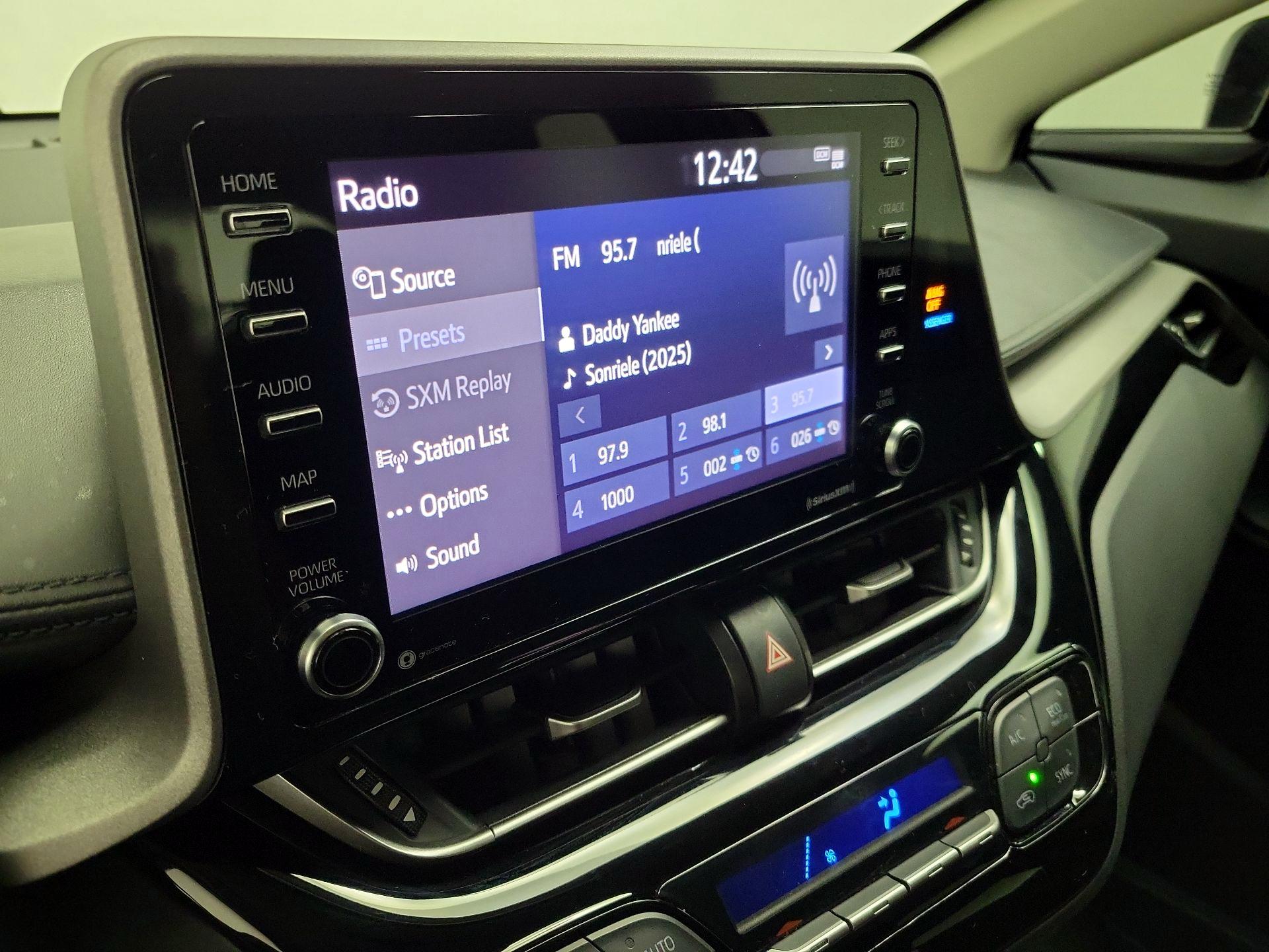 Thumbnail: 2020 Toyota C-HR - 15