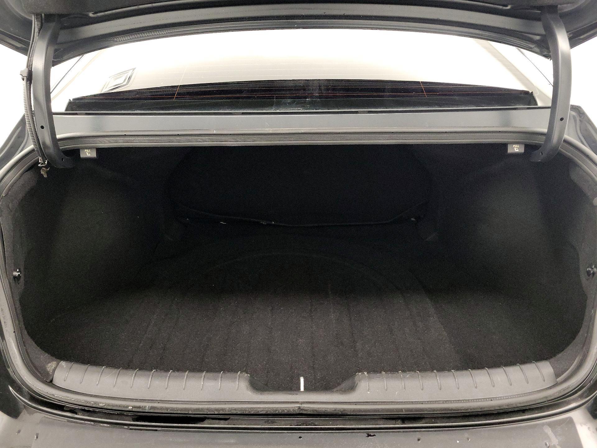 Thumbnail: 2023 Hyundai Elantra - 20