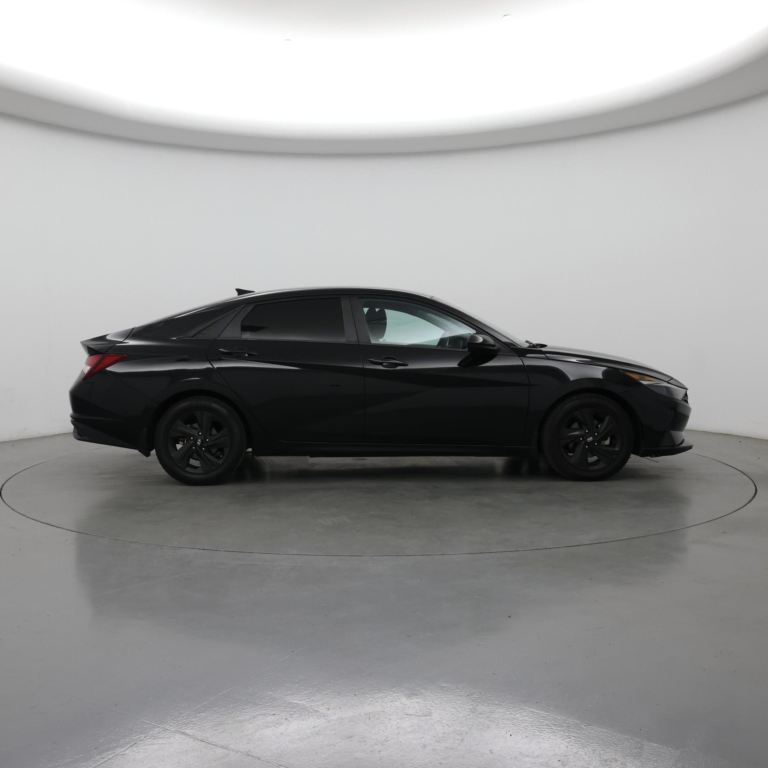 Thumbnail: 2023 Hyundai Elantra - 7