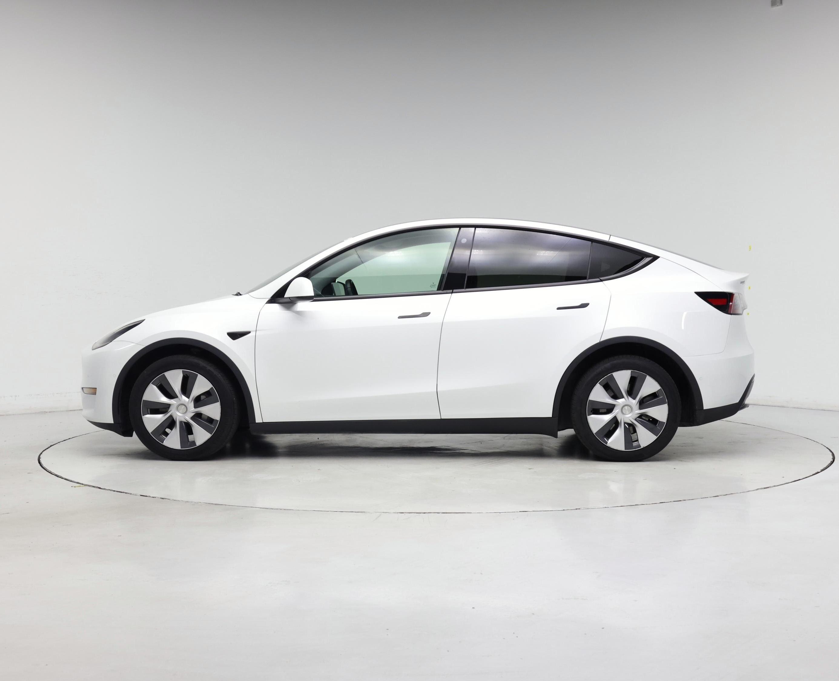 Thumbnail: 2021 Tesla Model Y - 3