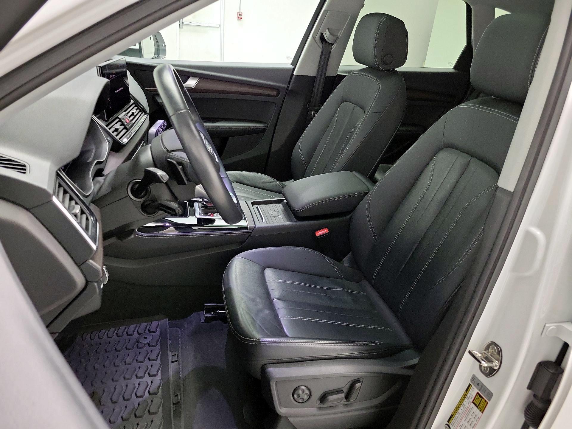 Thumbnail: 2021 Audi Q5 - 11