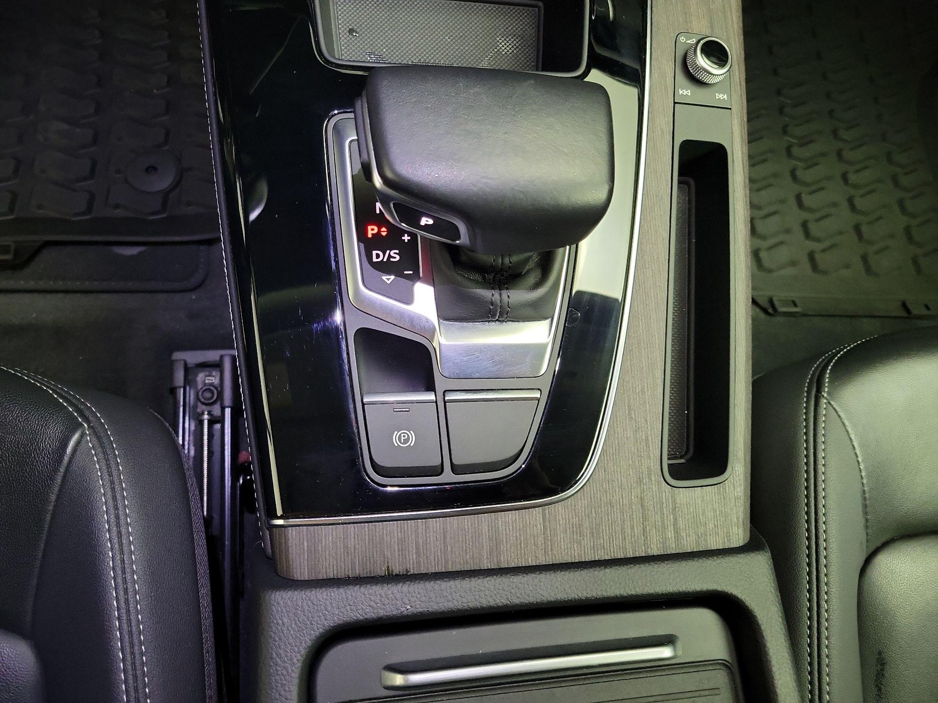 Thumbnail: 2021 Audi Q5 - 17