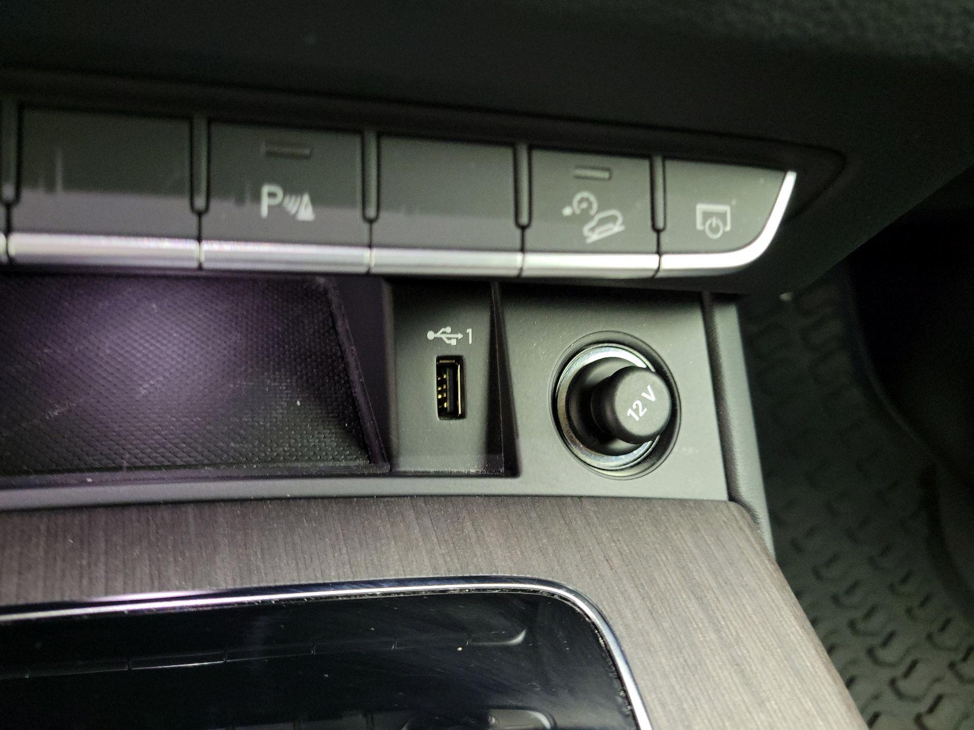 Thumbnail: 2021 Audi Q5 - 18