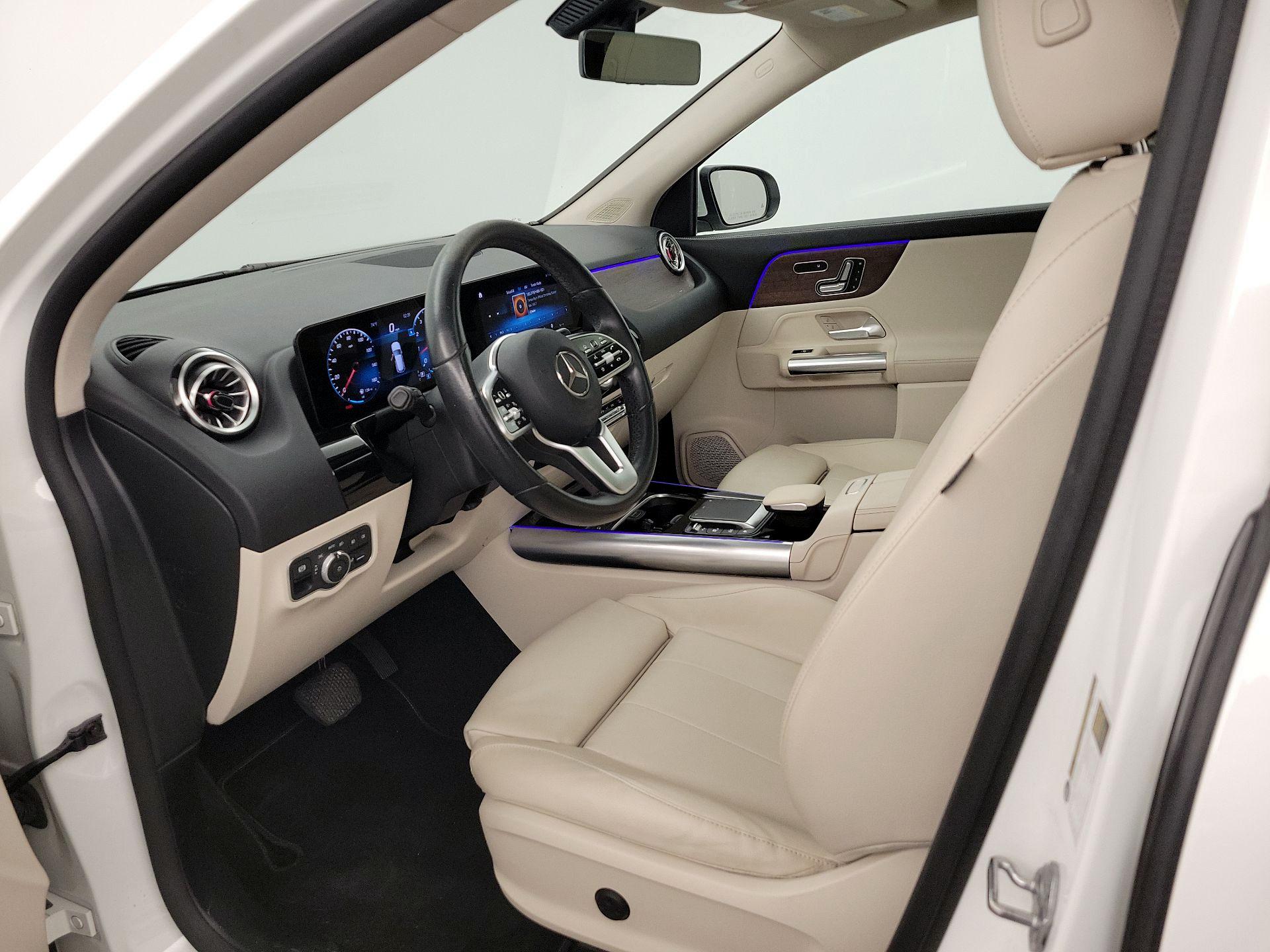 Thumbnail: 2022 Mercedes-Benz GLA - 11