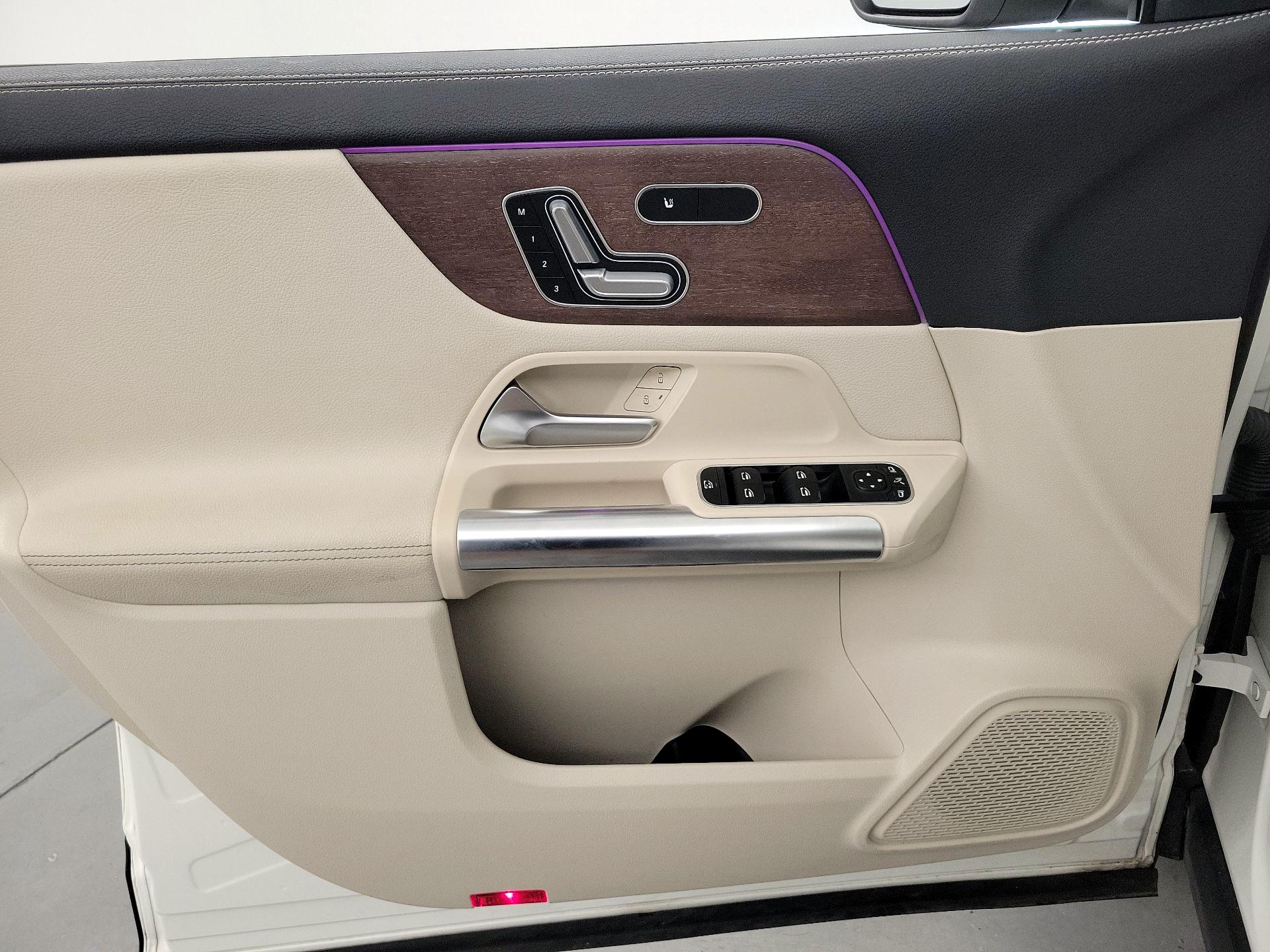 Thumbnail: 2022 Mercedes-Benz GLA - 12