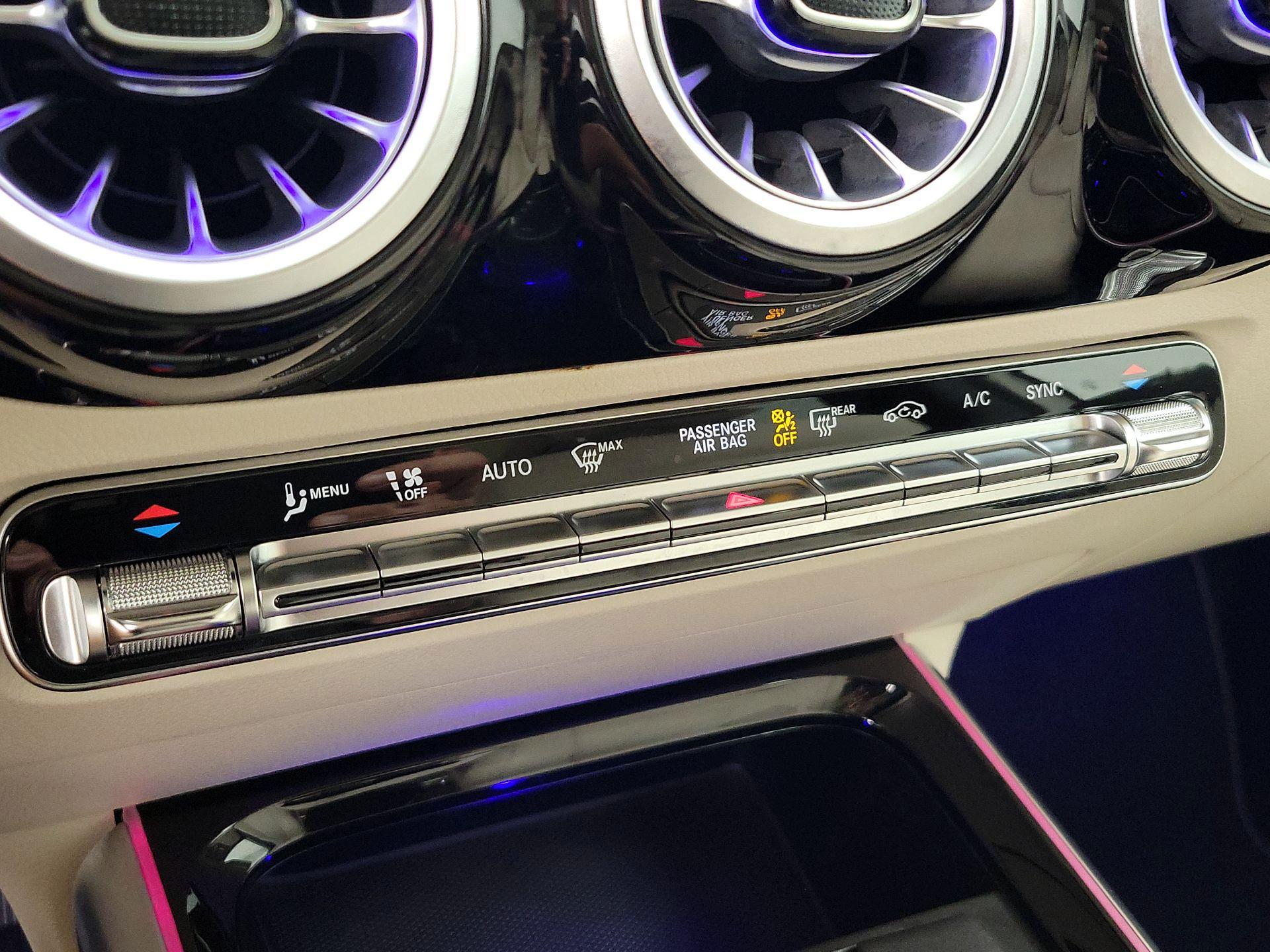 Thumbnail: 2022 Mercedes-Benz GLA - 16