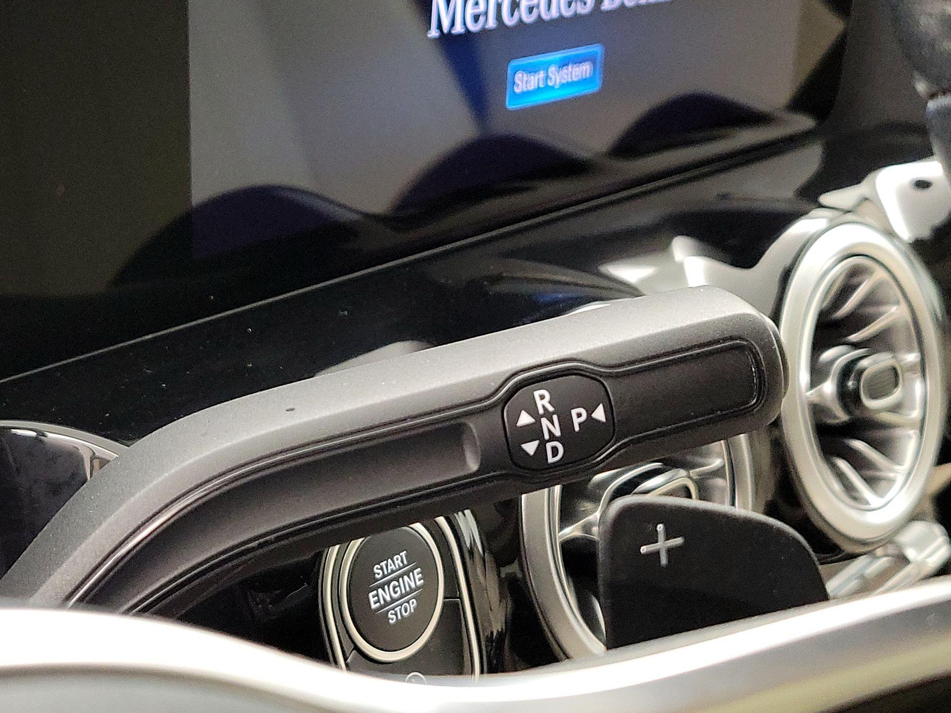 Thumbnail: 2022 Mercedes-Benz GLA - 17